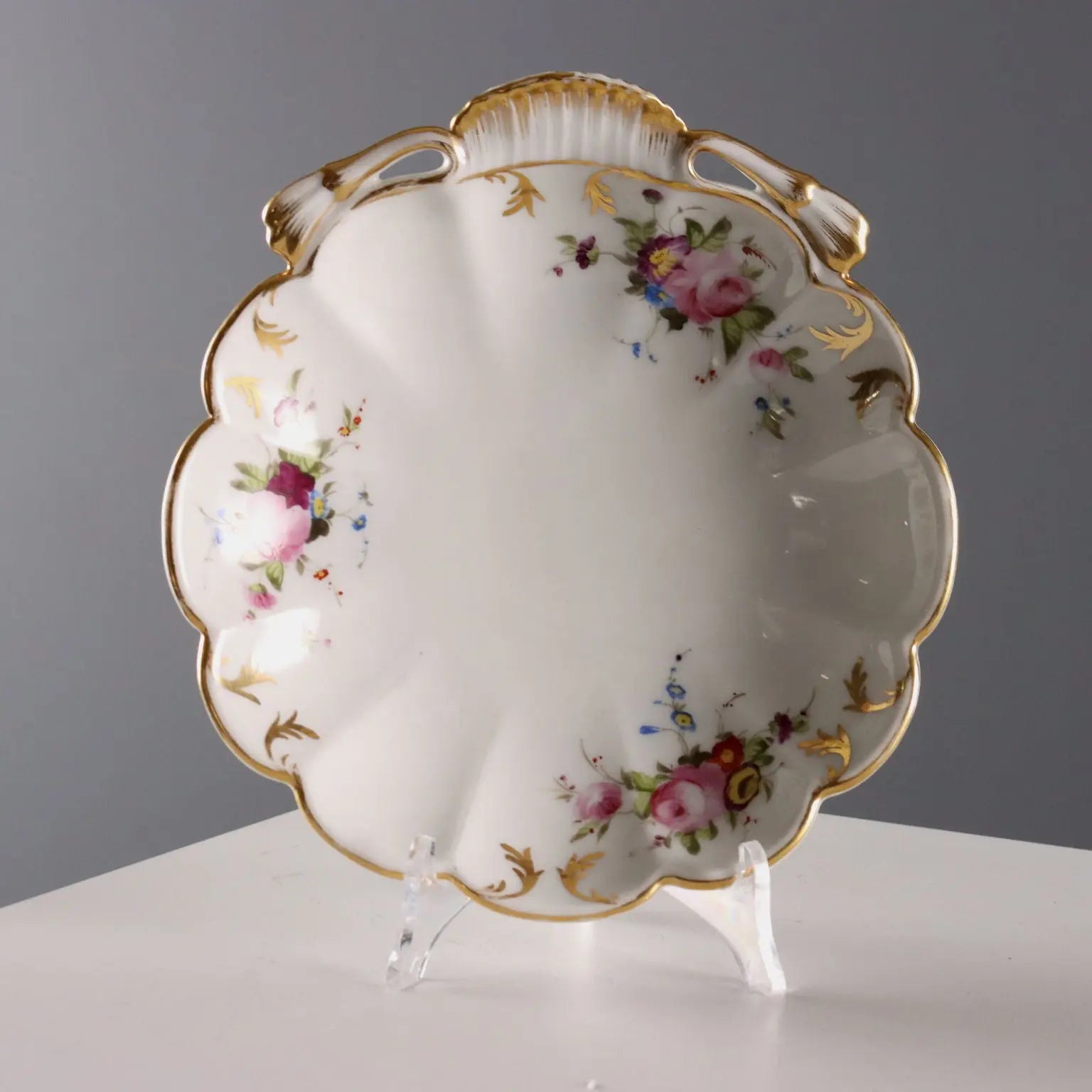 Antique Saucers Parisian Porcelain Decorations France 1860-1880 - France, 1860-1880 | Antiques | Ceramics Products
