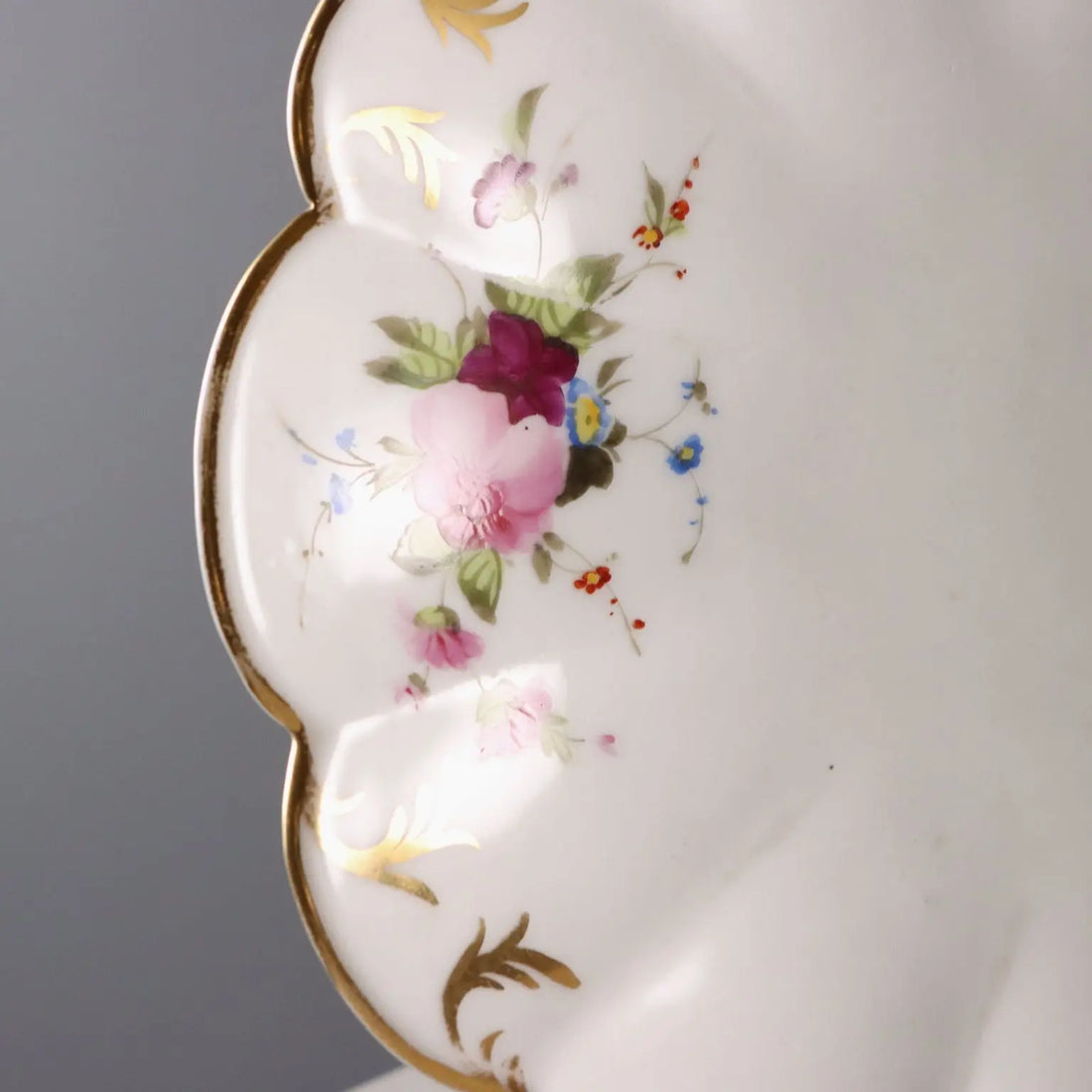 Antique Saucers Parisian Porcelain Decorations France 1860-1880 - France, 1860-1880 | Antiques | Ceramics Products