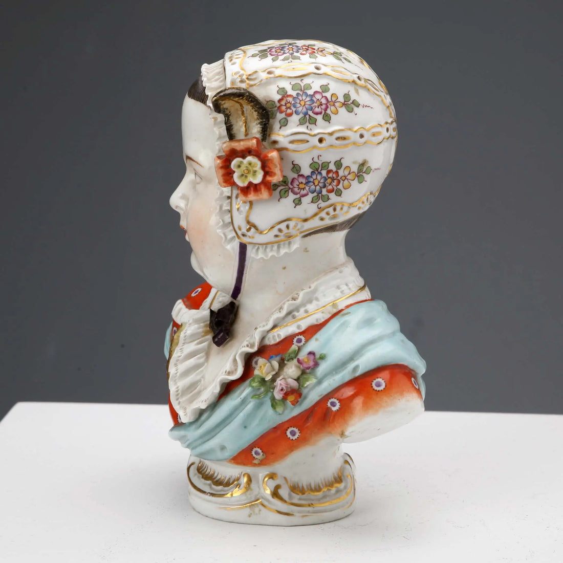 Antique Half-Bust Porcelain of Chelsea XIX Century - England, XIX Century | Antiques | Ceramics Products