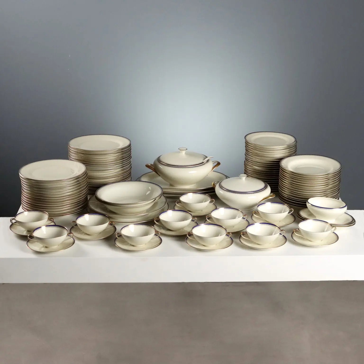 Vintage Dishes Set Tirschenreuth Manufacture Germany 1950s