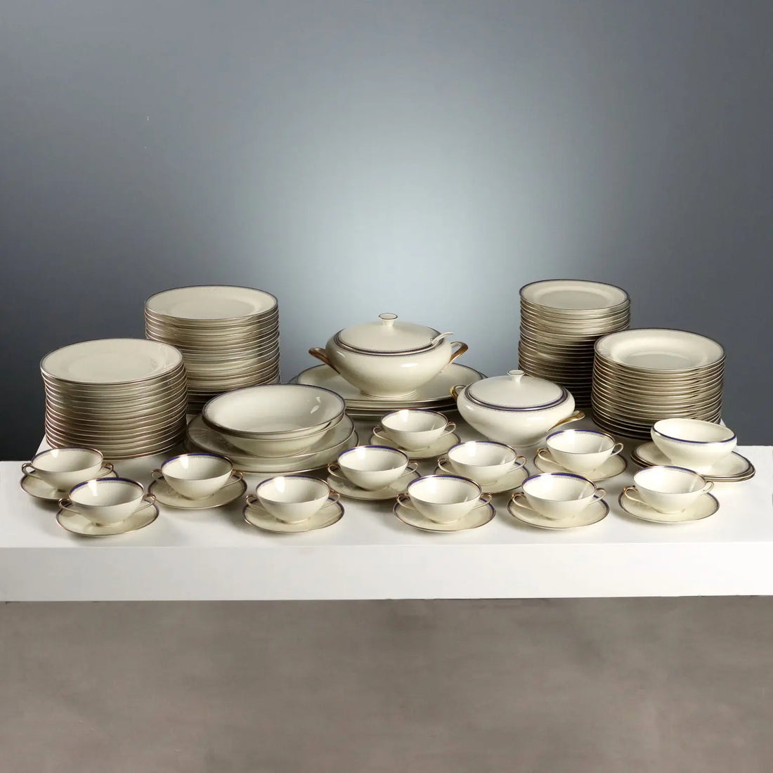 Vintage Dishes Set Tirschenreuth Manufacture Germany 1950s