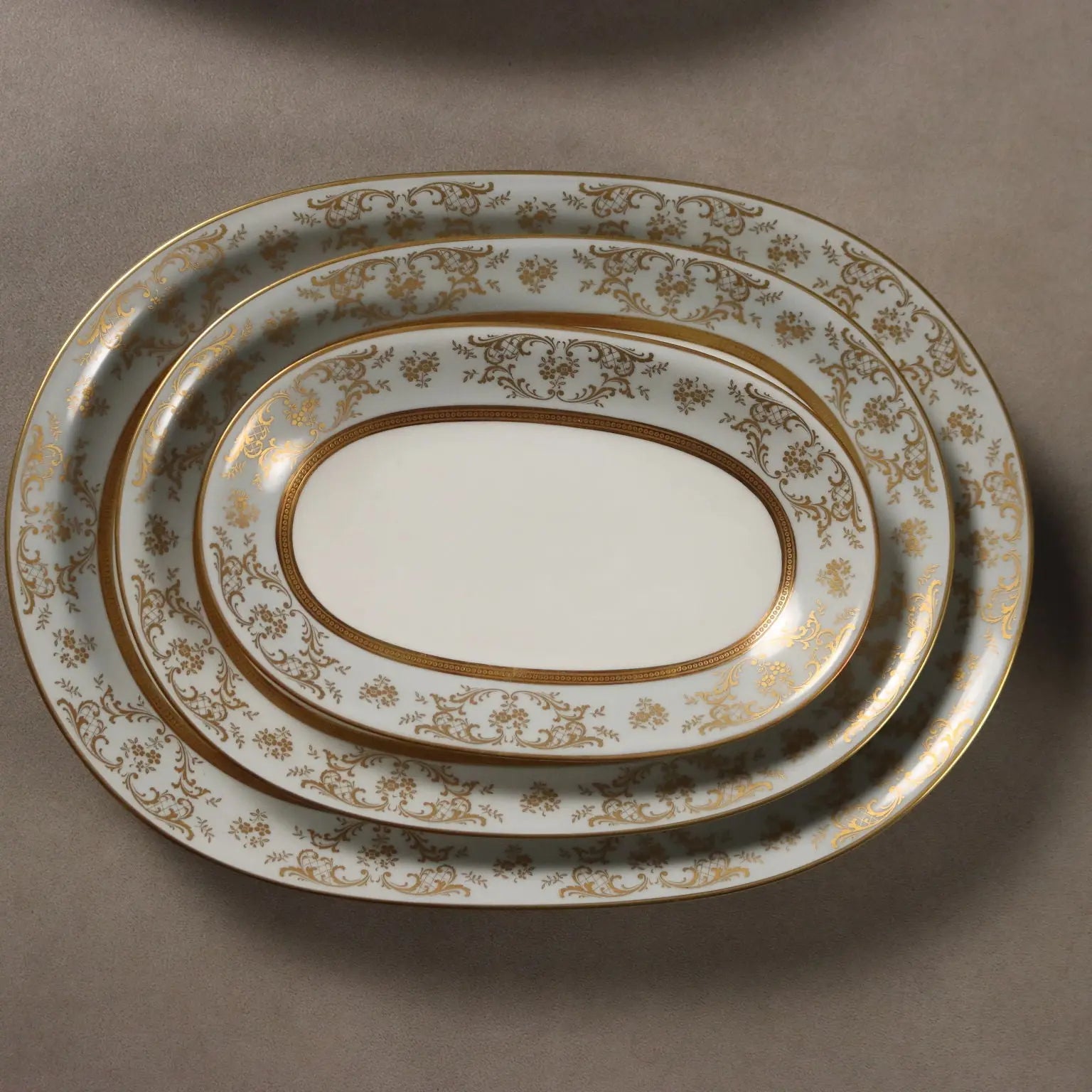 Vintage Dinnerware Set Heinrich Manufacture Porcelain 1940s-50s - Germany, 1940s-1950s | Antiques | Ceramics Products