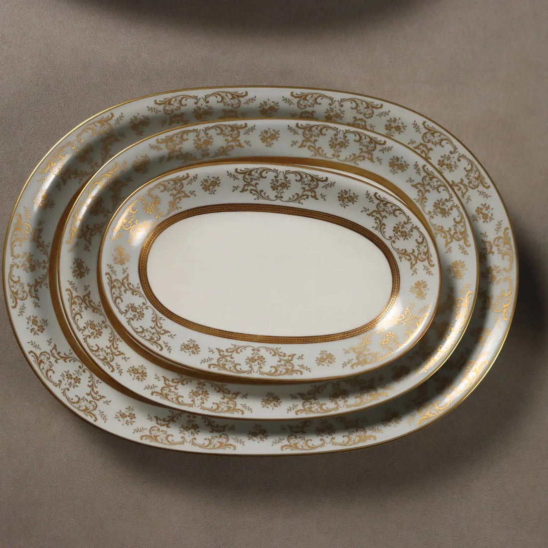 Vintage Dinnerware Set Heinrich Manufacture Porcelain 1940s-50s - Germany, 1940s-1950s | Antiques | Ceramics Products