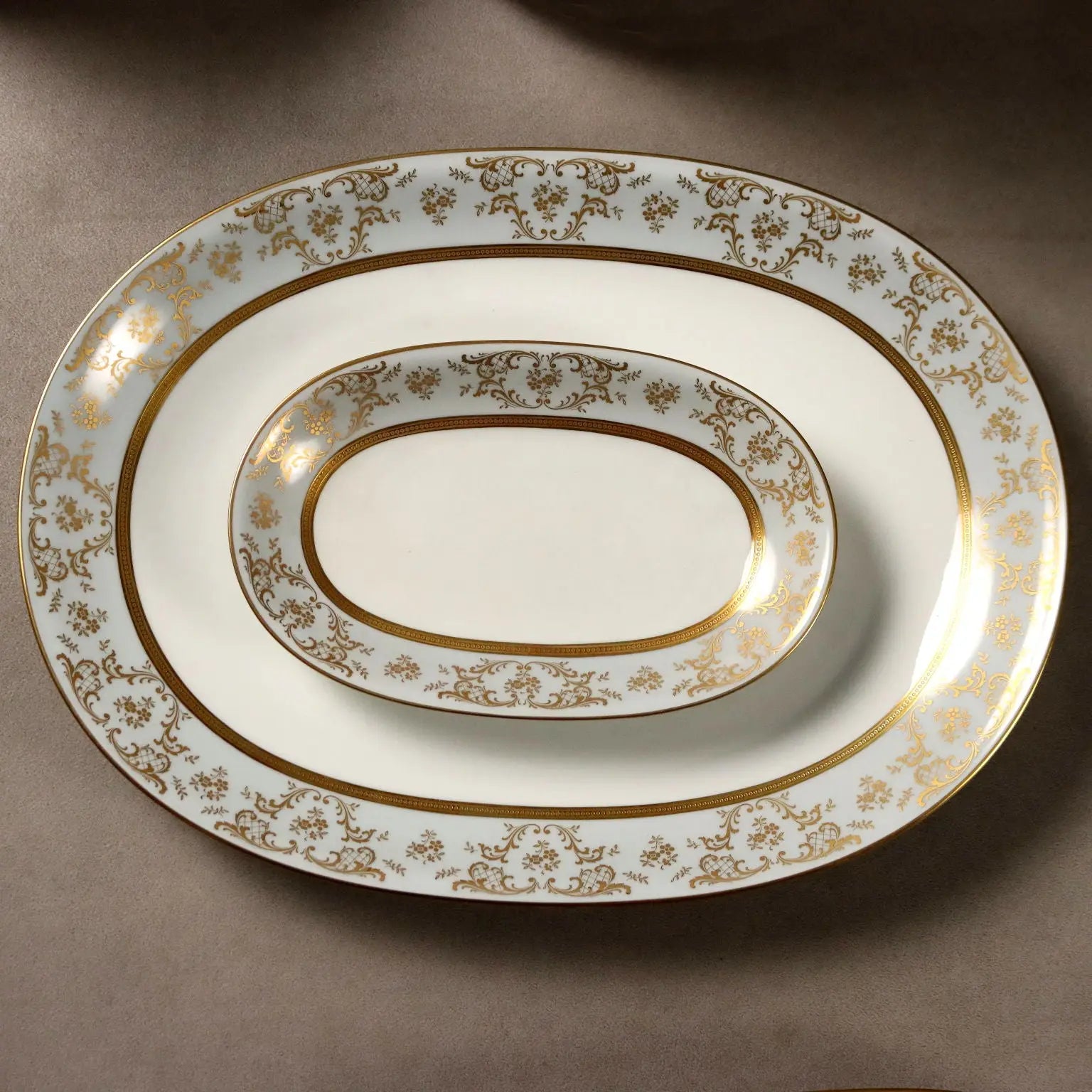Vintage Dinnerware Set Heinrich Manufacture Porcelain 1940s-50s - Germany, 1940s-1950s | Antiques | Ceramics Products
