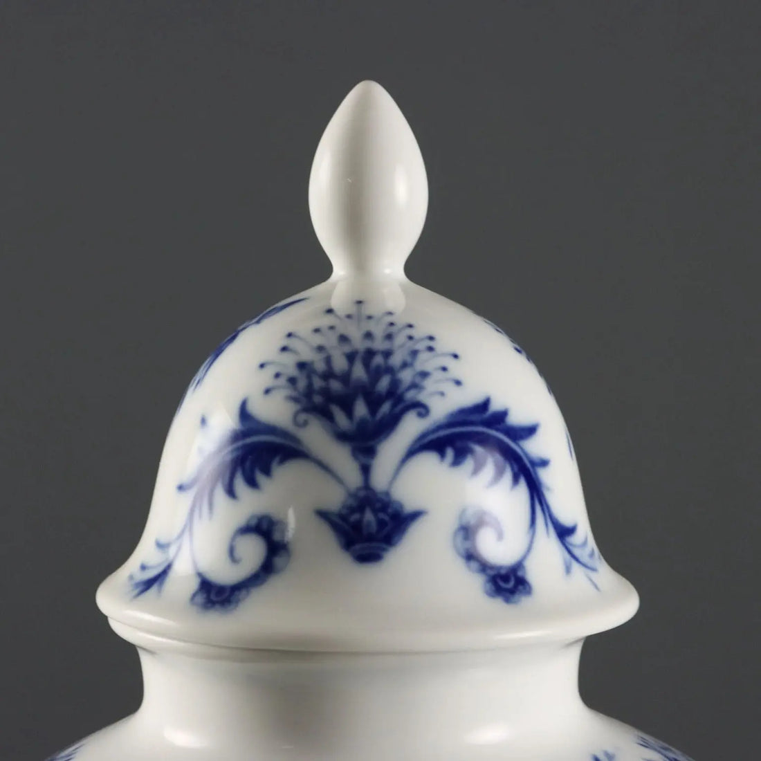Antique Vases Heinrich Selb Bavaria Porcelain Germany XX Century - Germany, XX Century | Antiques | Ceramics Products