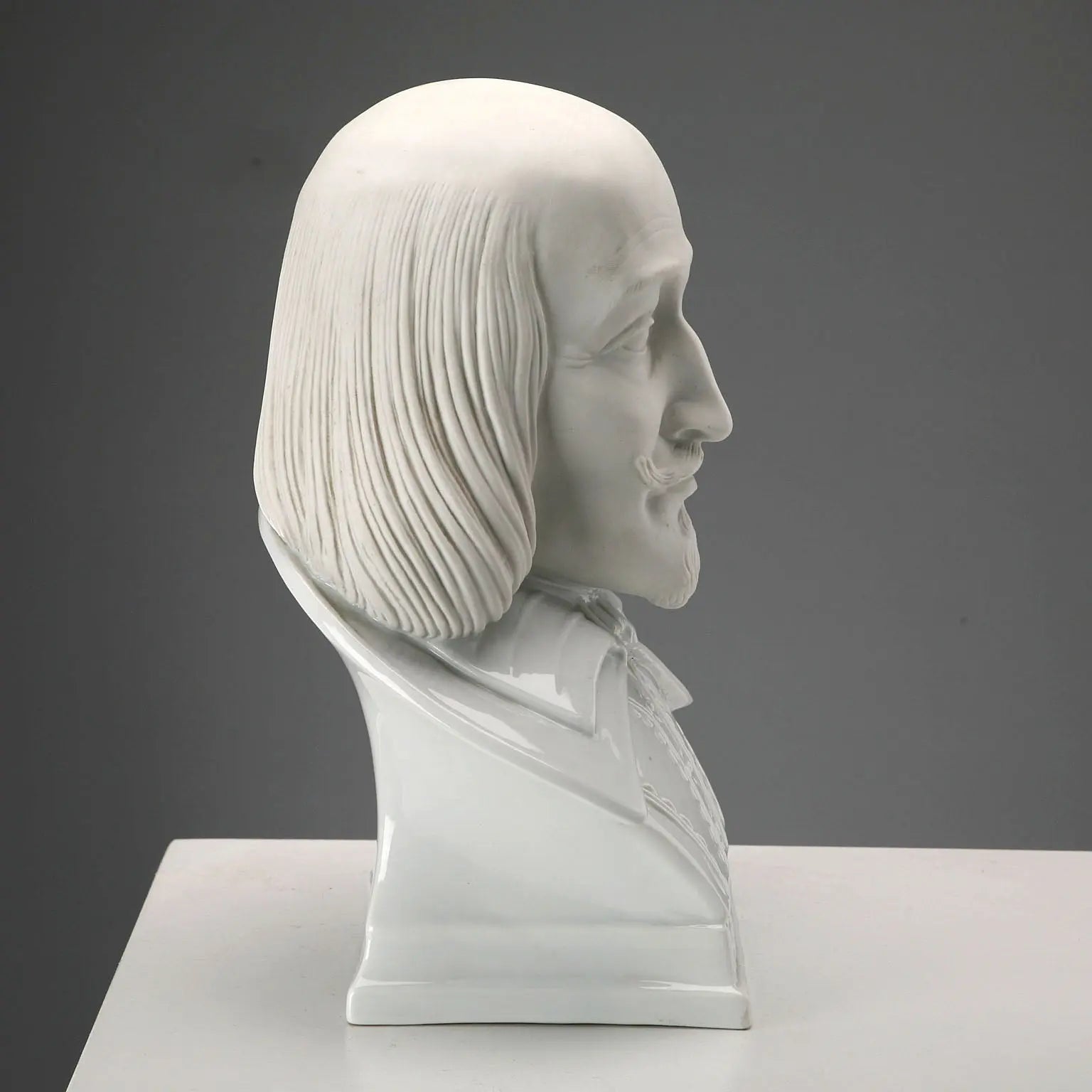 Porcelain Bust of William Shakespeare Herend Hungary XX Century - Hungary, XX Century | Antiques | Ceramics Products