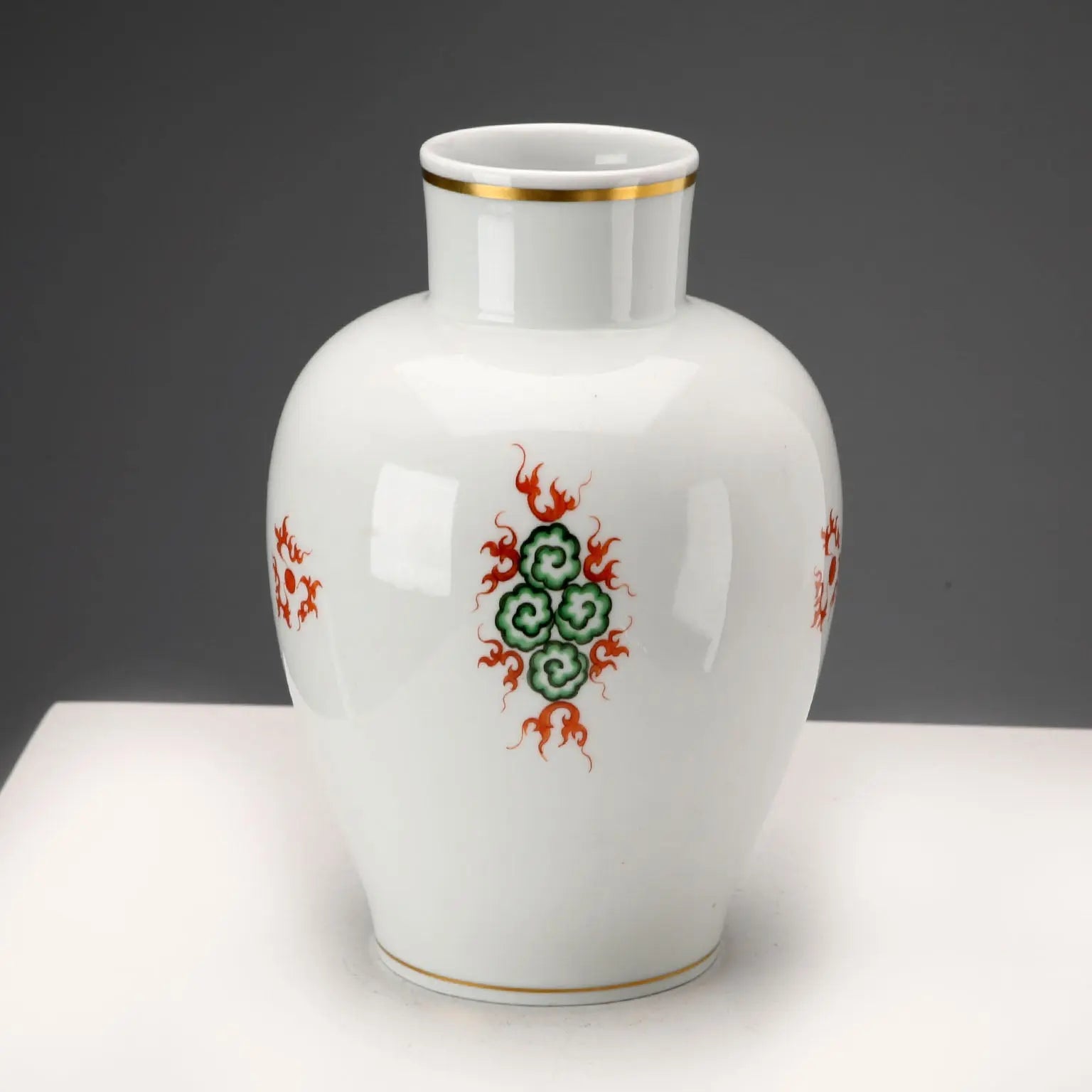 Antique Meissen Vase Porcelain Asian Style Germany XX Century