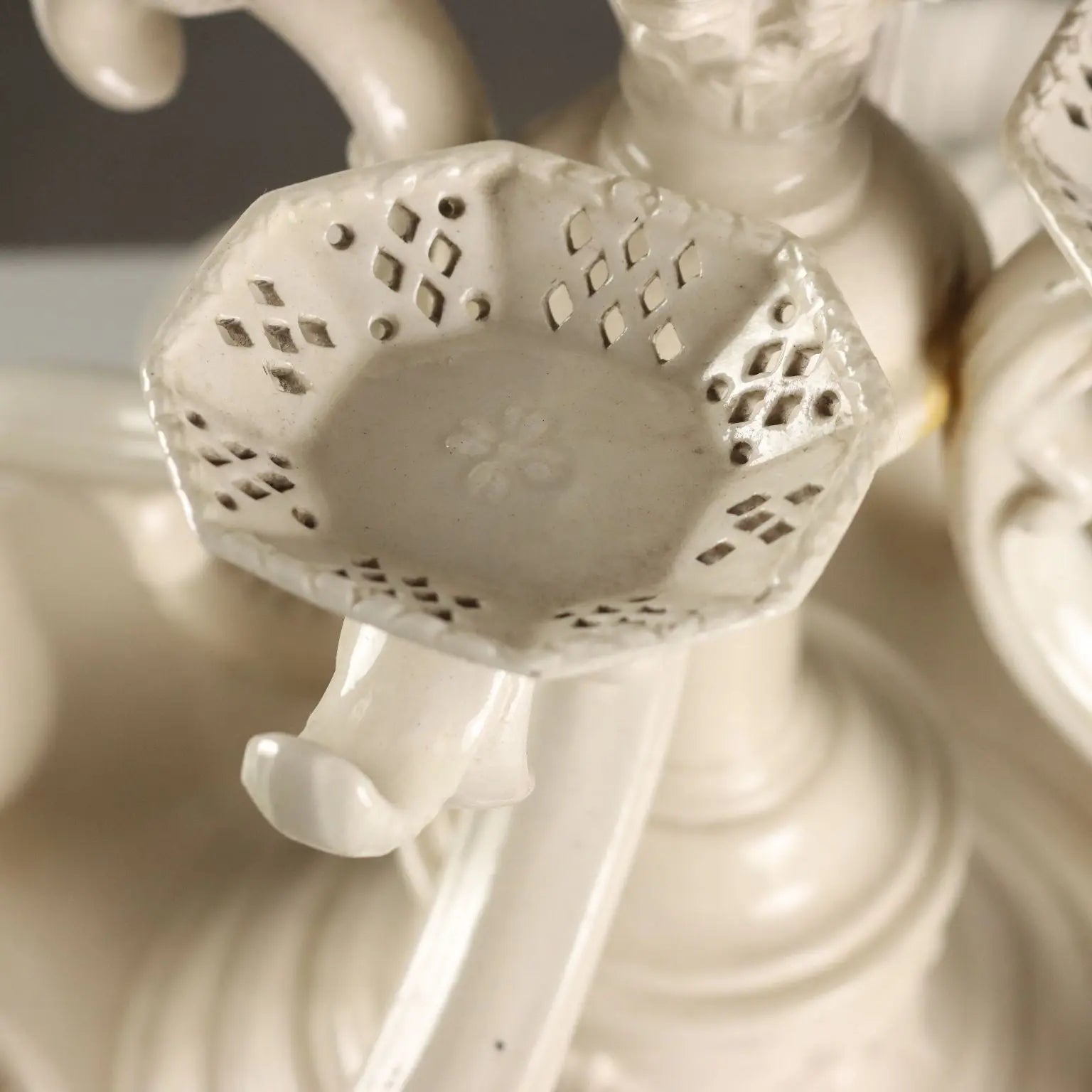Antique Centerpiece Plat de Ménage Earthenware Italy XIX Century