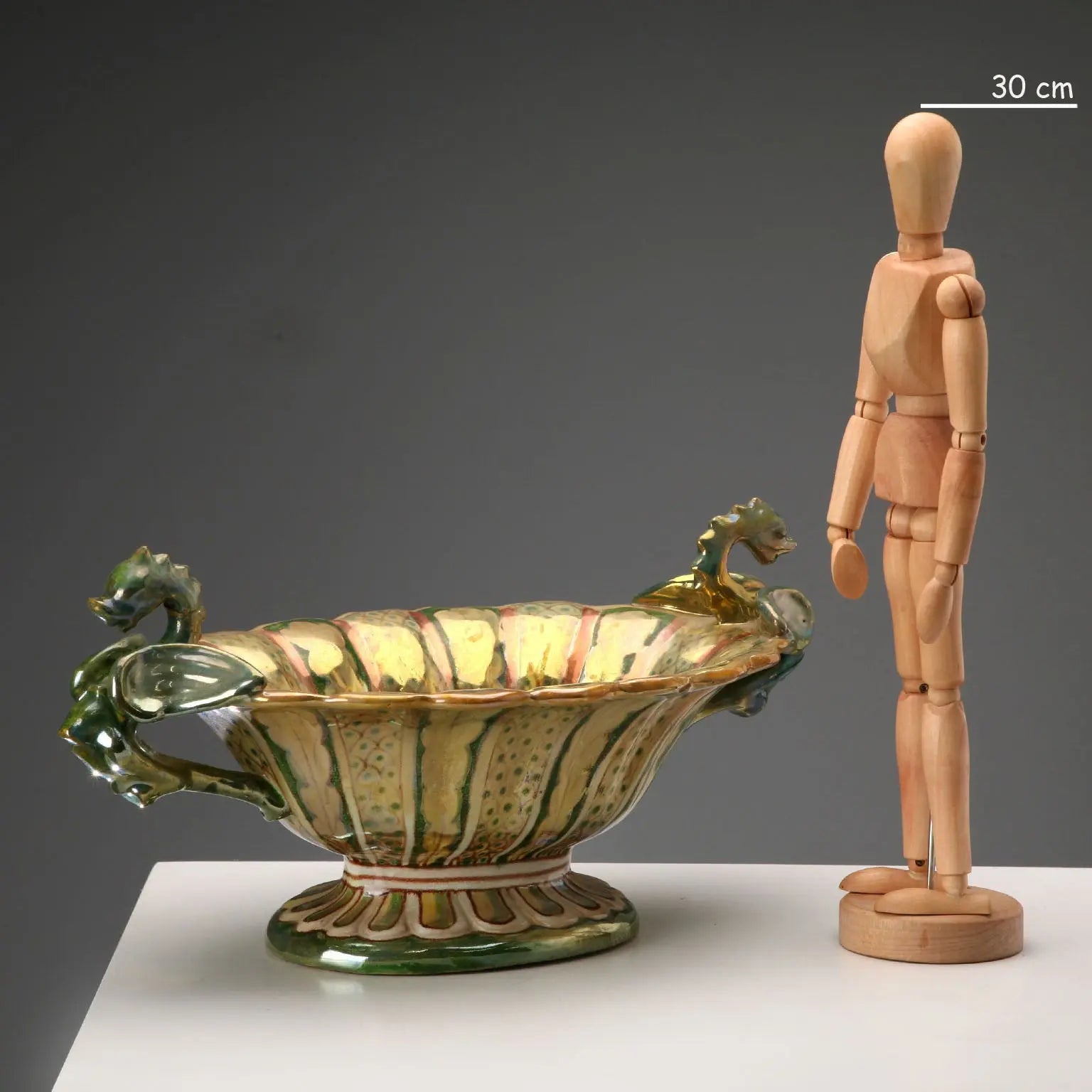 Vintage Centerpiece Majolica Gualdo Tadino Italy 1930s