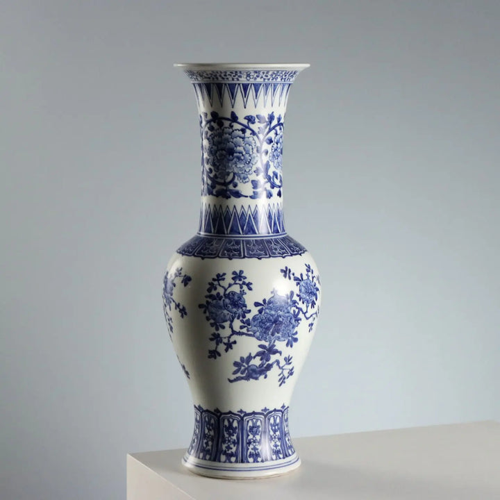 Vintage Yen Yen Vase White Porcelain China 1960s