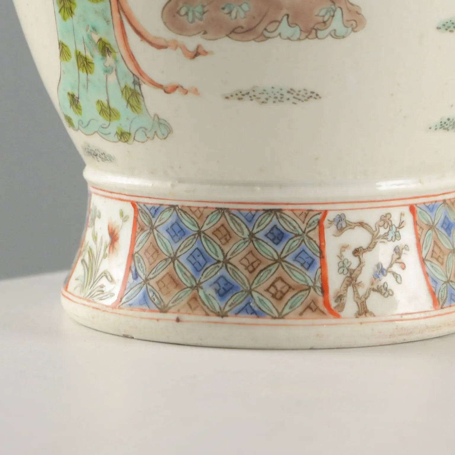 Antique Baluster Vase Porcelain China Late Qing Era 1868-1912