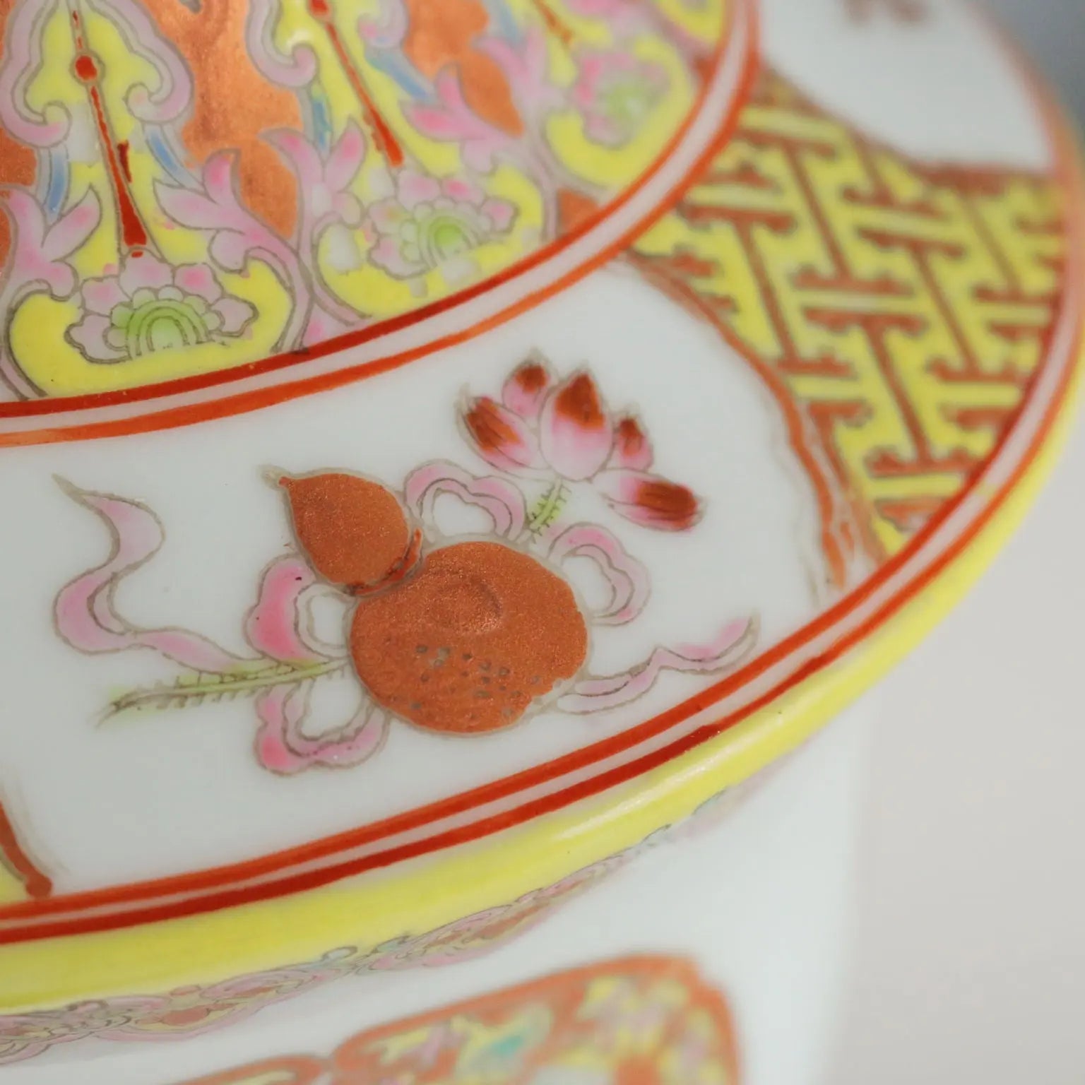 Antique Porcelain Vase Coloured Decorations China XX Century