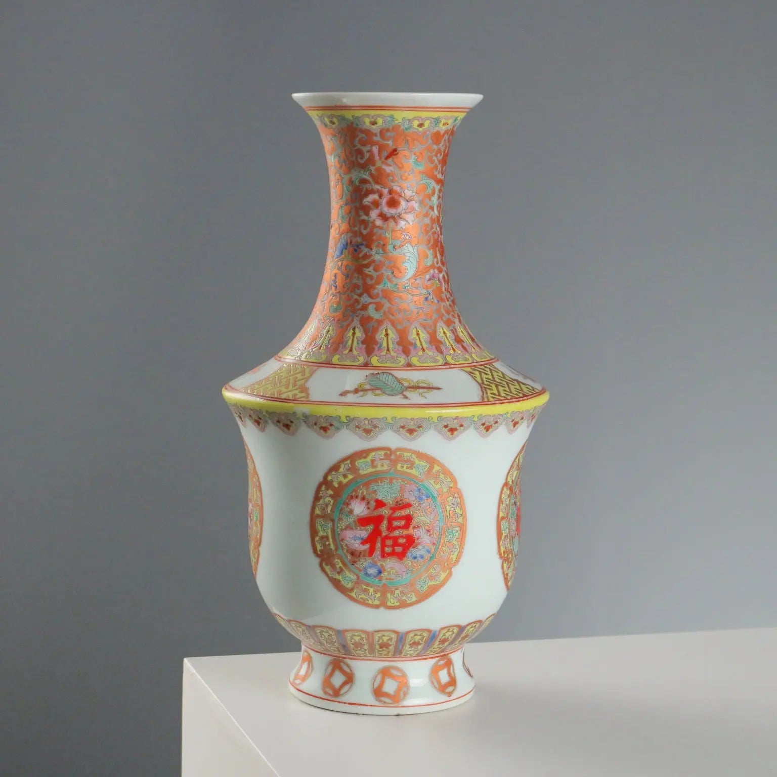 Antique Porcelain Vase Coloured Decorations China XX Century