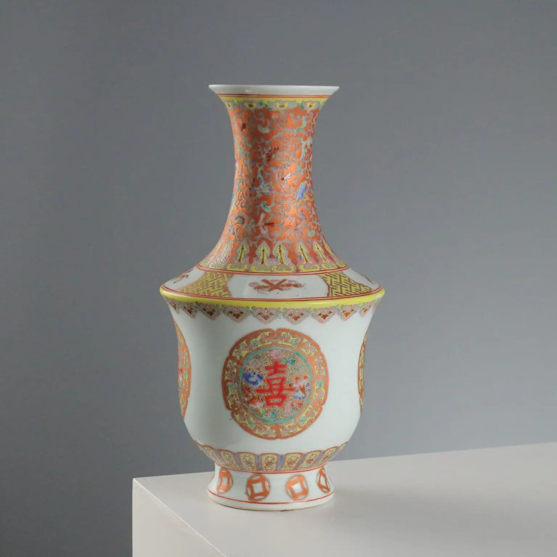 Antique Porcelain Vase Coloured Decorations China XX Century