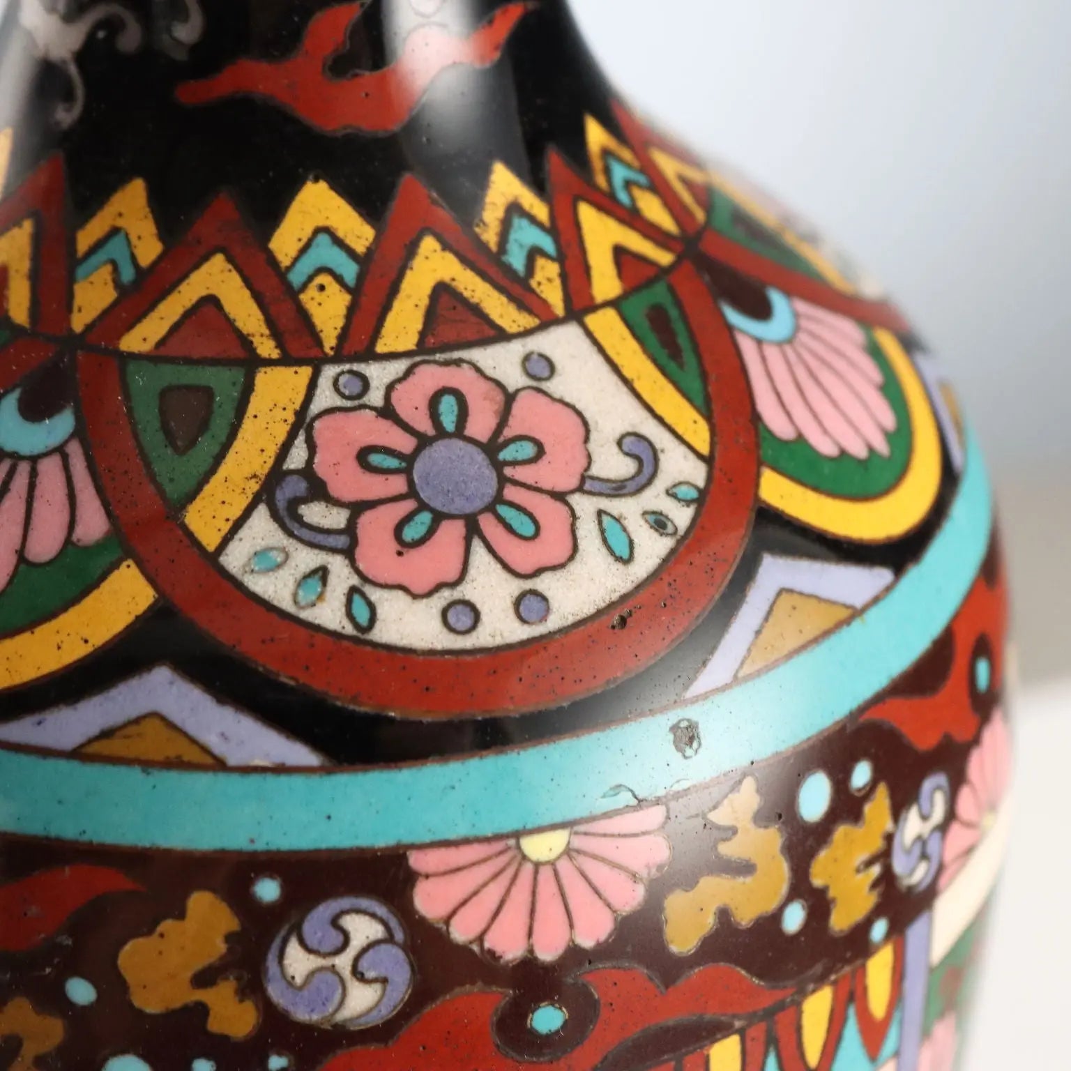 Antique Vase Cloisonné Metal Japan Meiji Era 1868-1912