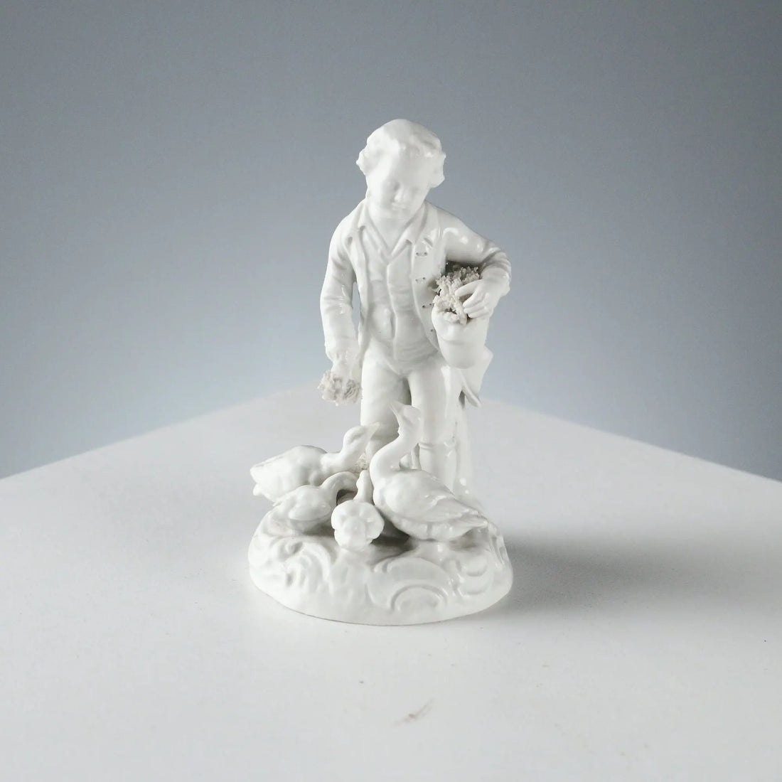 Antique Figurine White Porcelain of Dresda Germany XX Century