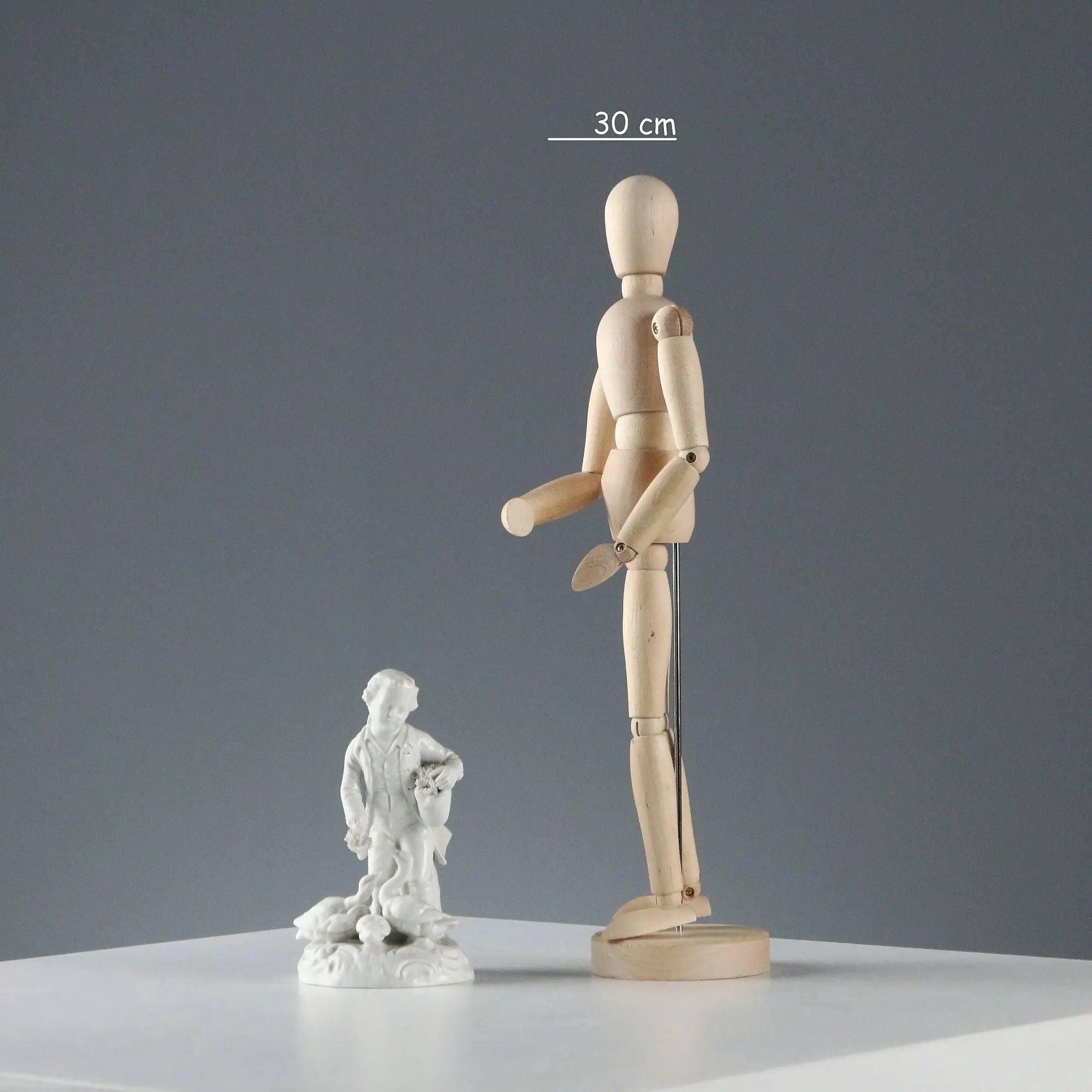 Antique Figurine White Porcelain of Dresda Germany XX Century