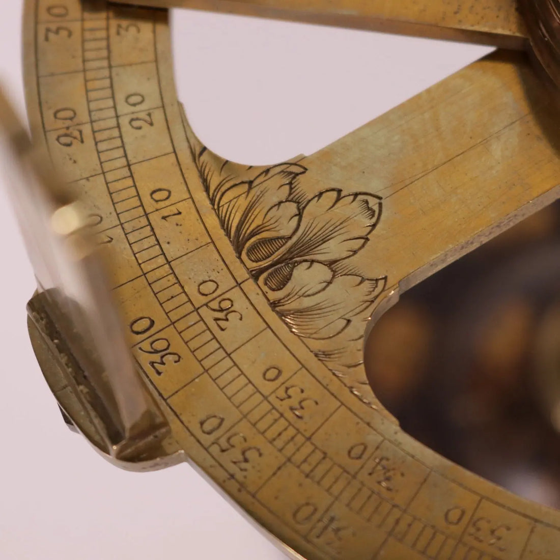 Theodolite Brass Paris France Second Half 18th Century - Baradelle a Paris | Antiques | Fancy Goods