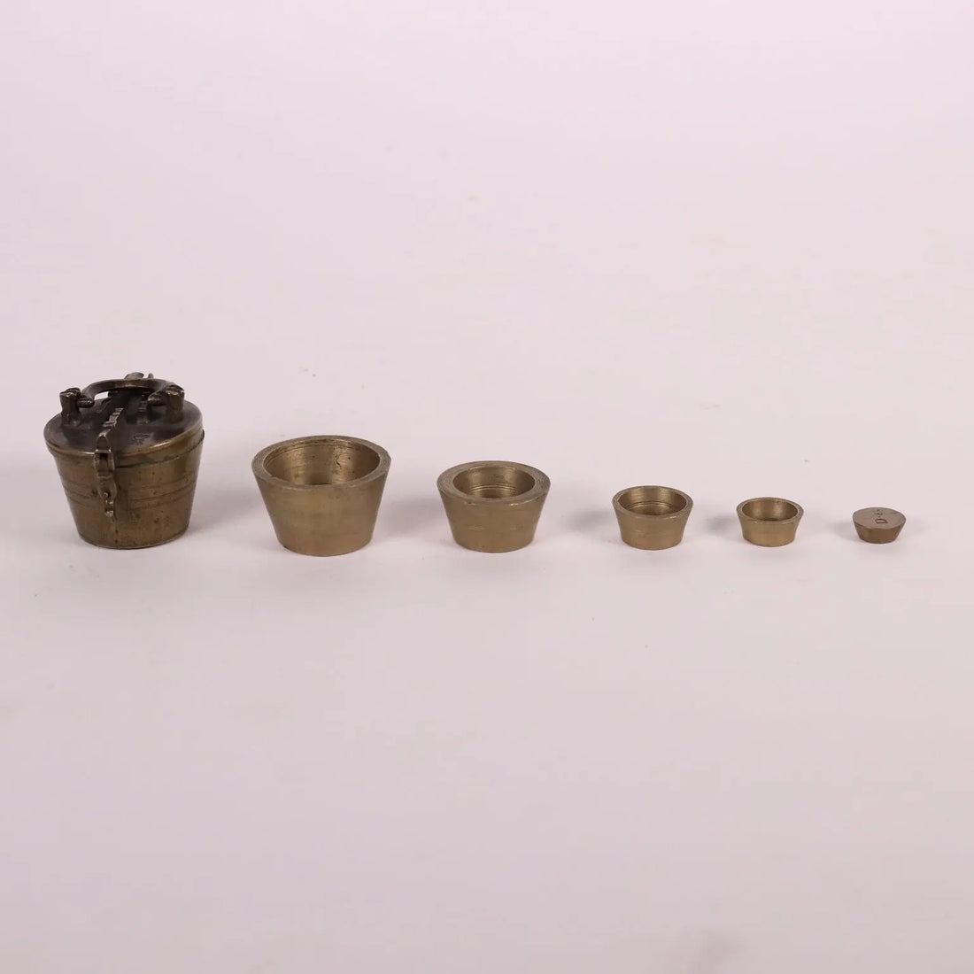 Scale With Weights Brass Iron Nuremberg Germany 17th-19th Century - Germany 19th Century | Antiques | Fancy Goods