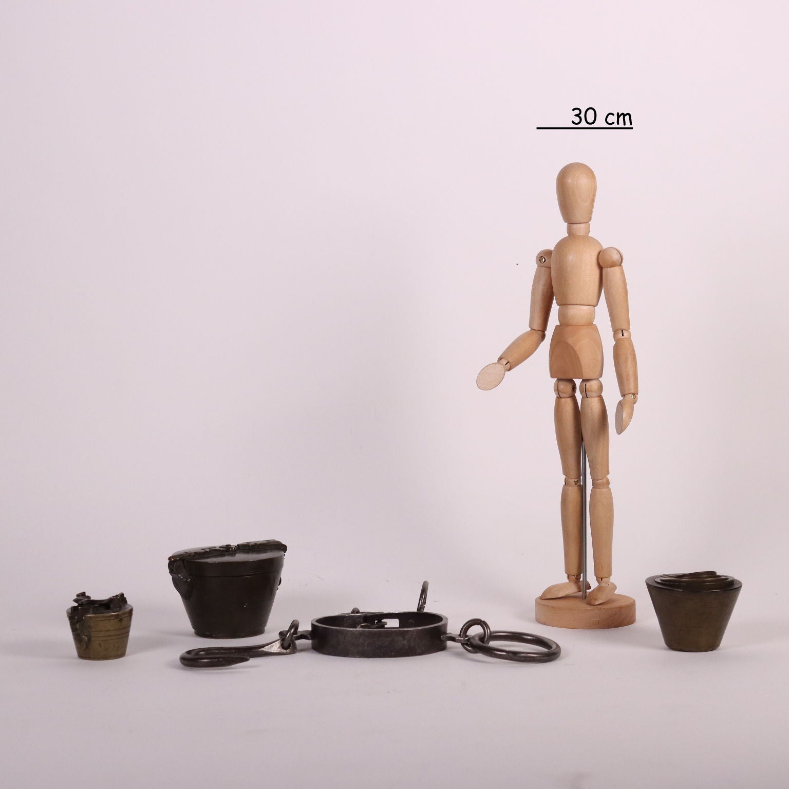 Scale With Weights Brass Iron Nuremberg Germany 17th-19th Century | Antiques  Fancy Goods