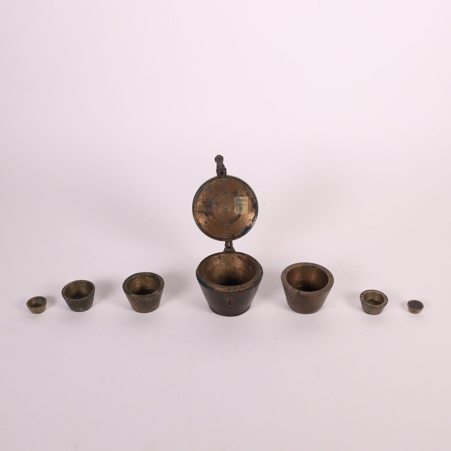 Scale With Weights Brass Iron Nuremberg Germany 17th-19th Century | Antiques  Fancy Goods