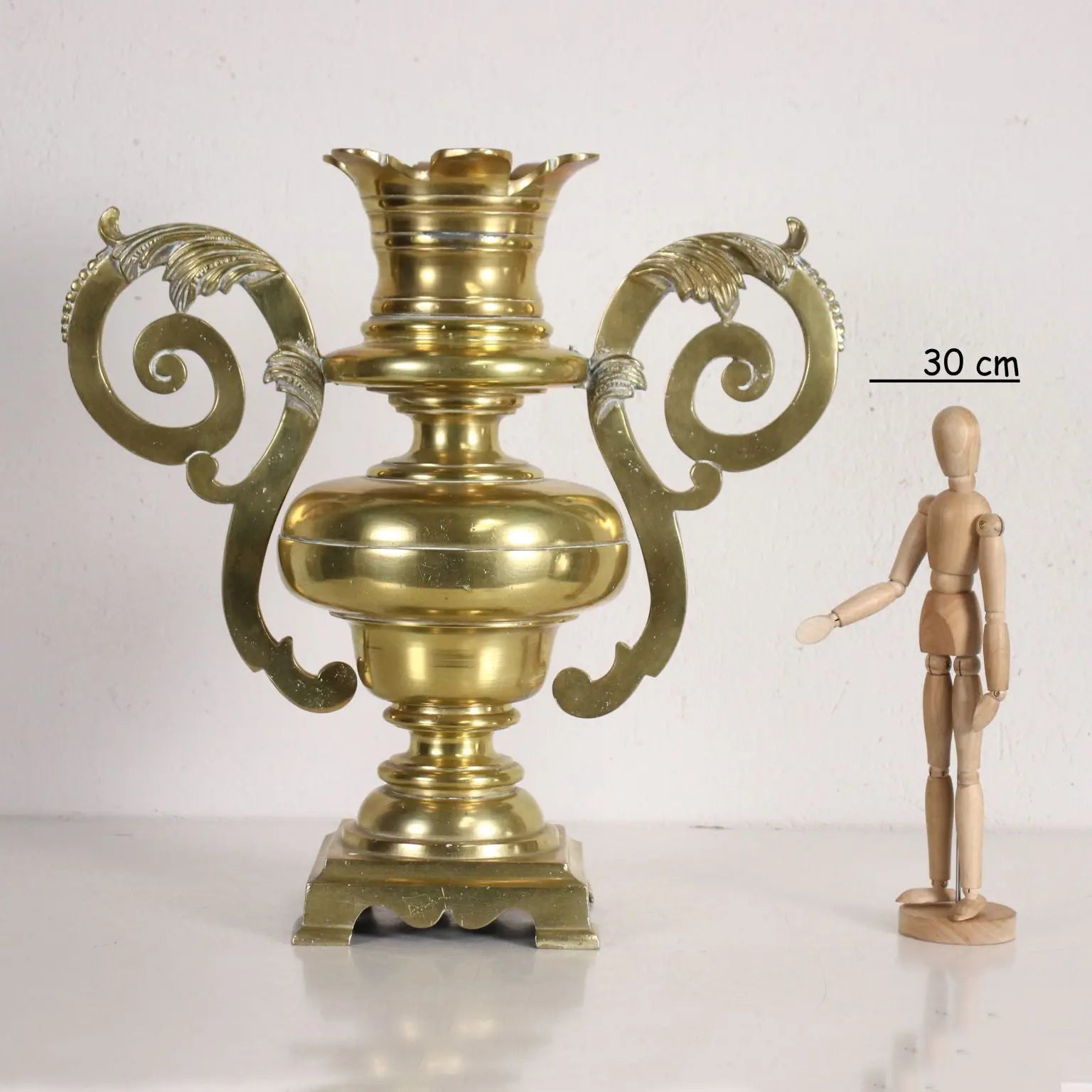 Vase Brass Italy XIX Century | Antiques | Fancy Goods