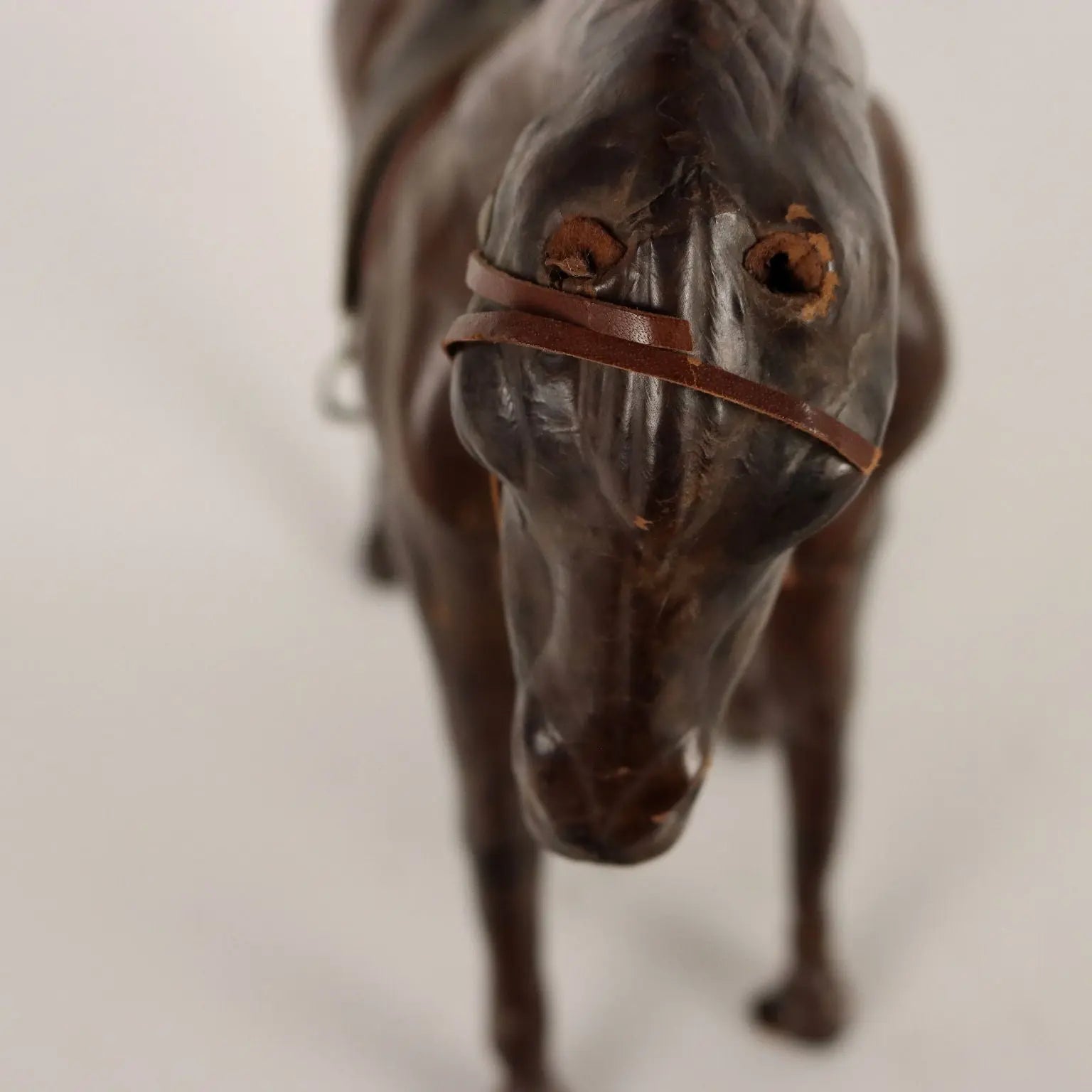 Horse in Leather and Papier-Mâché from the XIX-XX Century - Italy Late 19th - Early 20th Century | Antiques | Fancy Goods