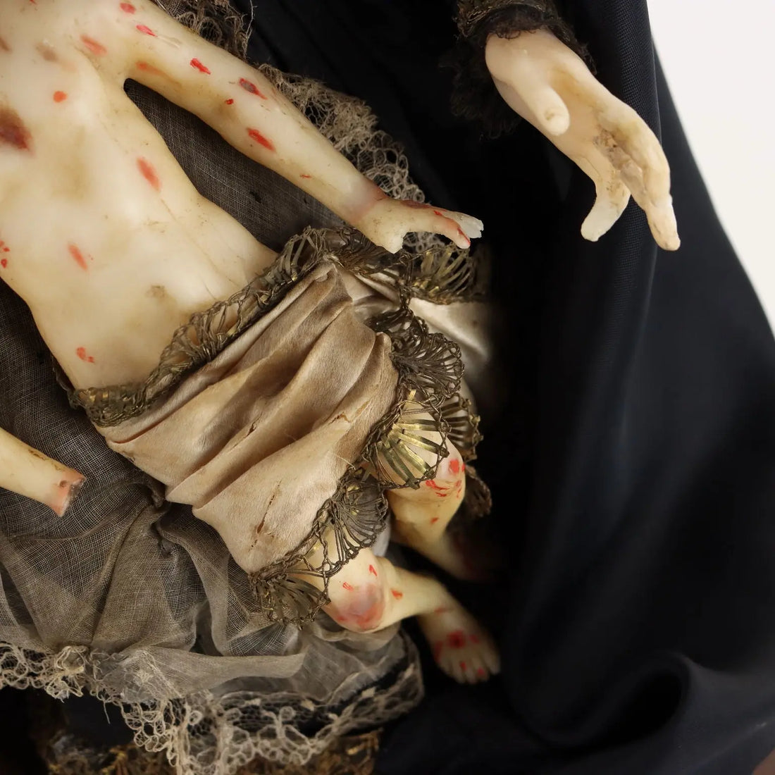 Ancient Sculpture Our Lady of Sorrows Italy '800 Wax Fabric - Southern Italy End of the 19th century | Antiques | Fancy Goods