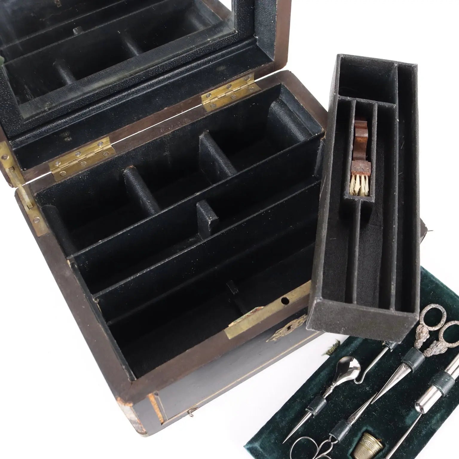 Ancient Sewing Box Last Quarter of the XIX Century Ebony Wood Veneer - France Last Quarter 19th Century | Antiques | Fancy Goods