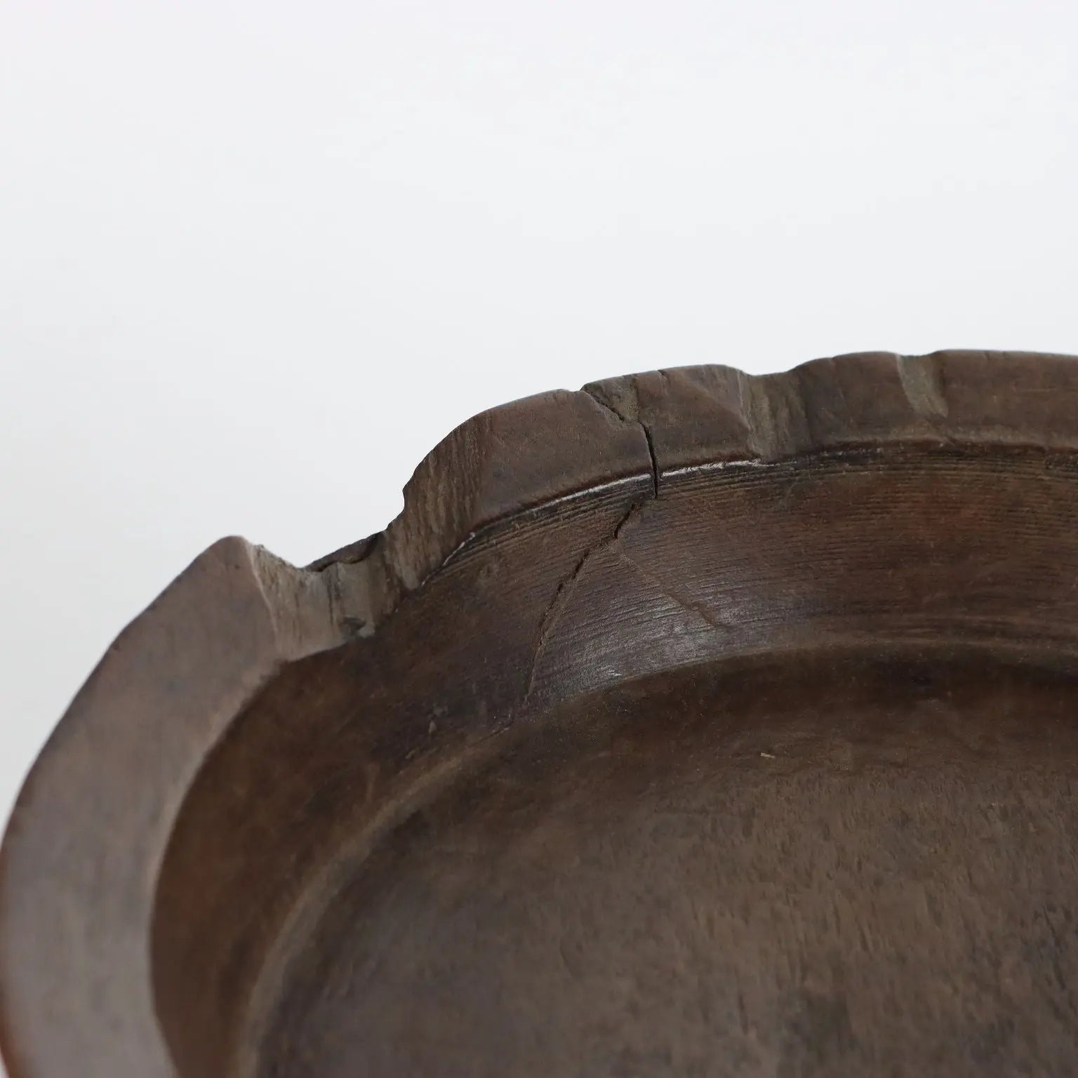 Ancient Fruit Stand Round Shape Tuscan Man. '800 Walnut - Italy 16th century | Antiques | Fancy Goods