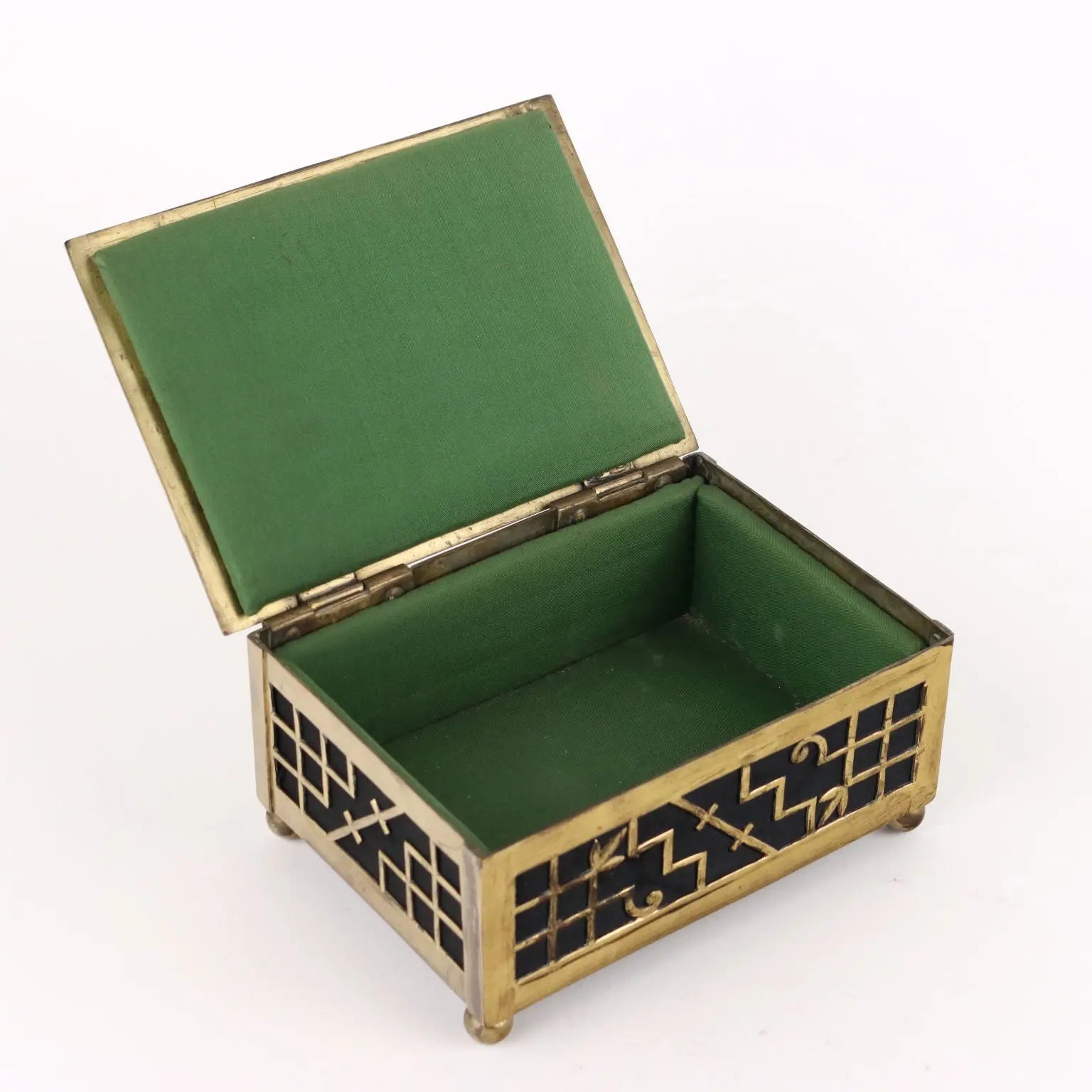 Art Deco Casket Bronze Cloth Europe 1920s-30s Antiques - Europe, 1920s-1930s | Antiques | Fancy Goods