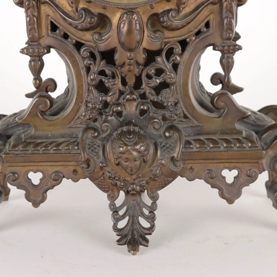 Ancient Eclectic Style Clock Eclectic Style Bronze XIX-XX Century - Europe Late 1800s Early 1900s | Antiques | Fancy Goods