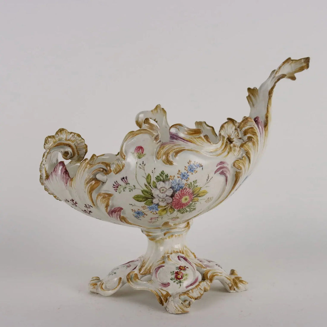Ancient Centerpiece Man. Antonibon Nove Late XIX Century Majolica - Italy, Late XIX Century | Antiques | Fancy Goods