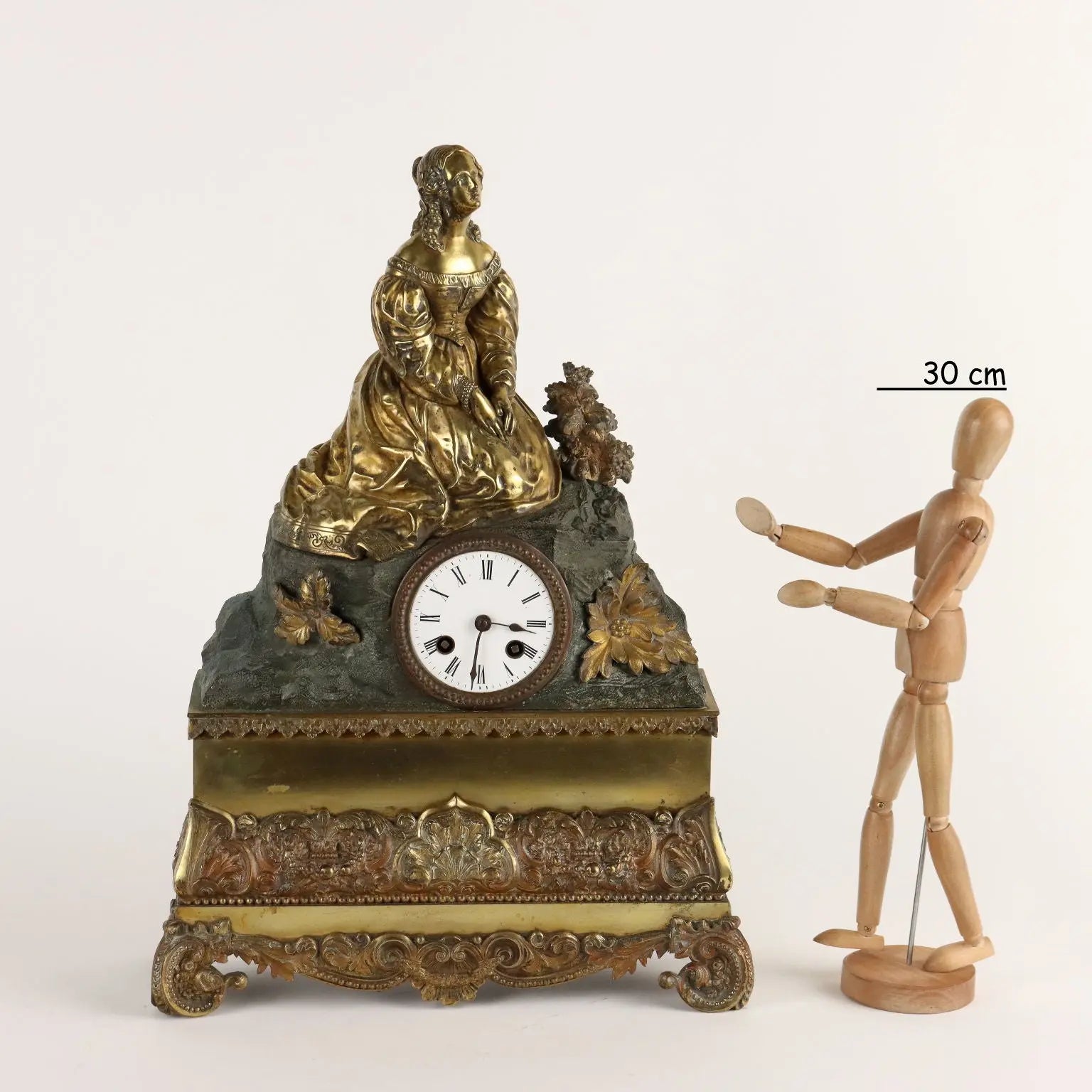 Antique Clock Gilded Bronze with Basement France XIX Century - France, XIX Century | Antiques | Fancy Goods
