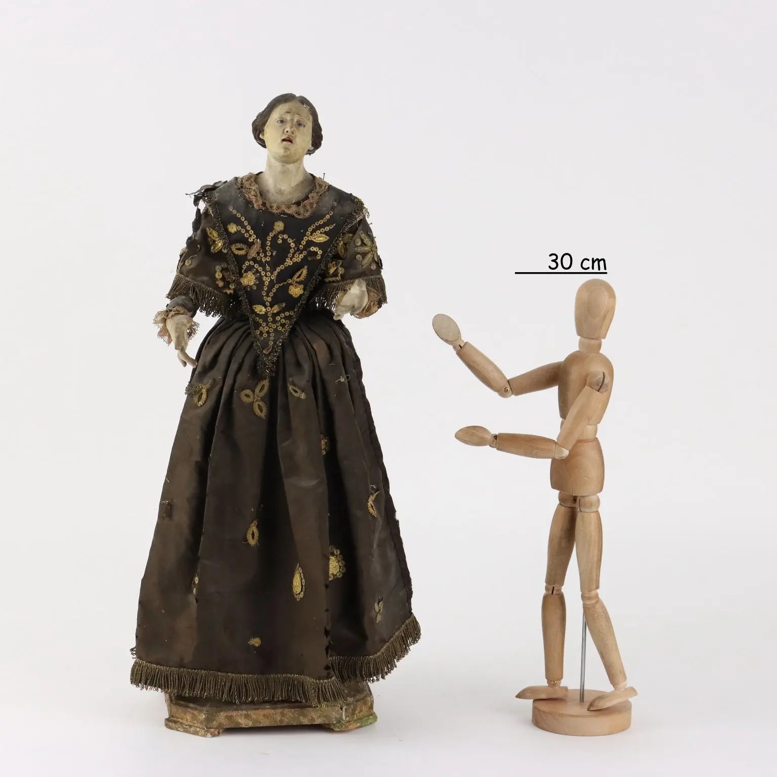 Antique Sculpture of a Woman Terracotta Lace Italy XIX Century - Italy, XIX Century | Antiques | Fancy Goods