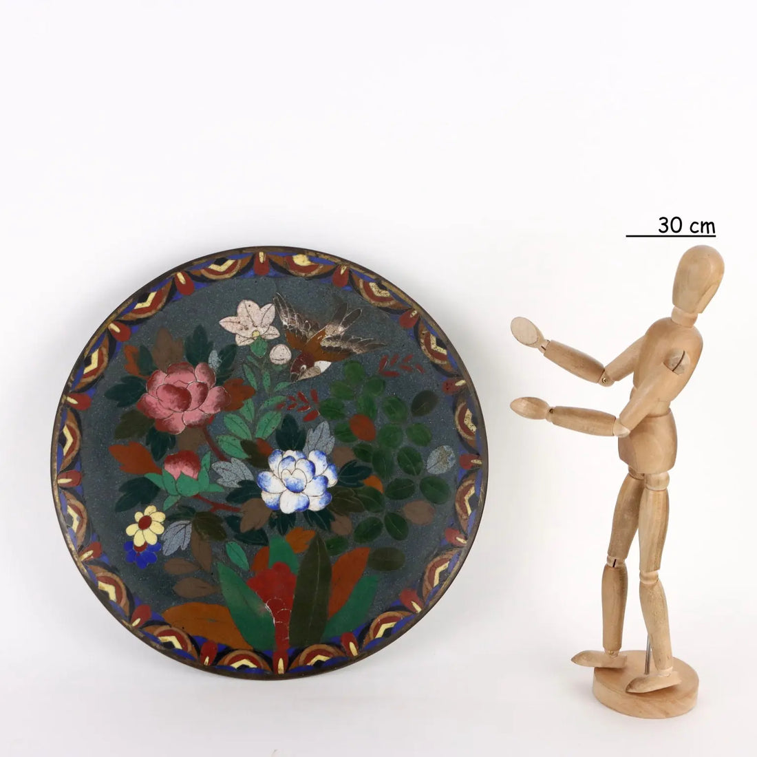 Antique Plate Copper with Cloisonné Decorations Japan Meiji Era - Japan, Meiji Era | Antiques | Fancy Goods