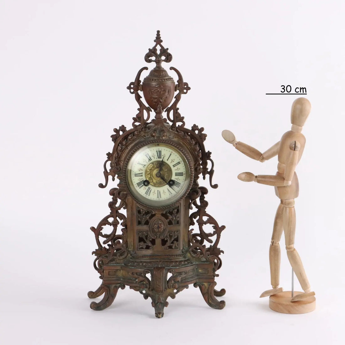 Antique Mantel Clock Eclectic Style Bronze France '800-'900 - France, Late XIX-Early XX Century | Antiques | Fancy Goods