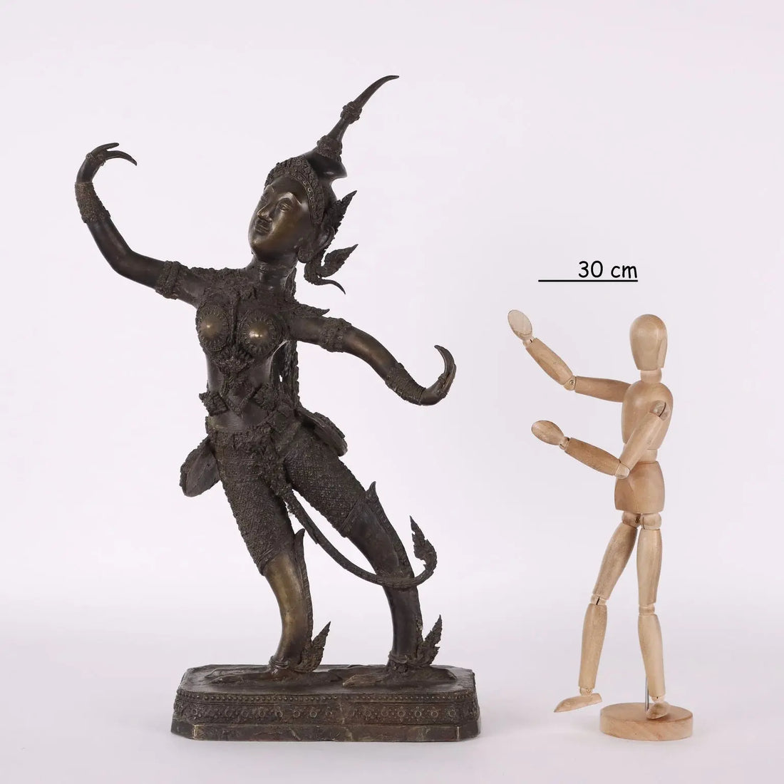 Antique Bronze Sculpture Nymph Thailand XX Century - Thailand, XX Century | Antiques | Fancy Goods