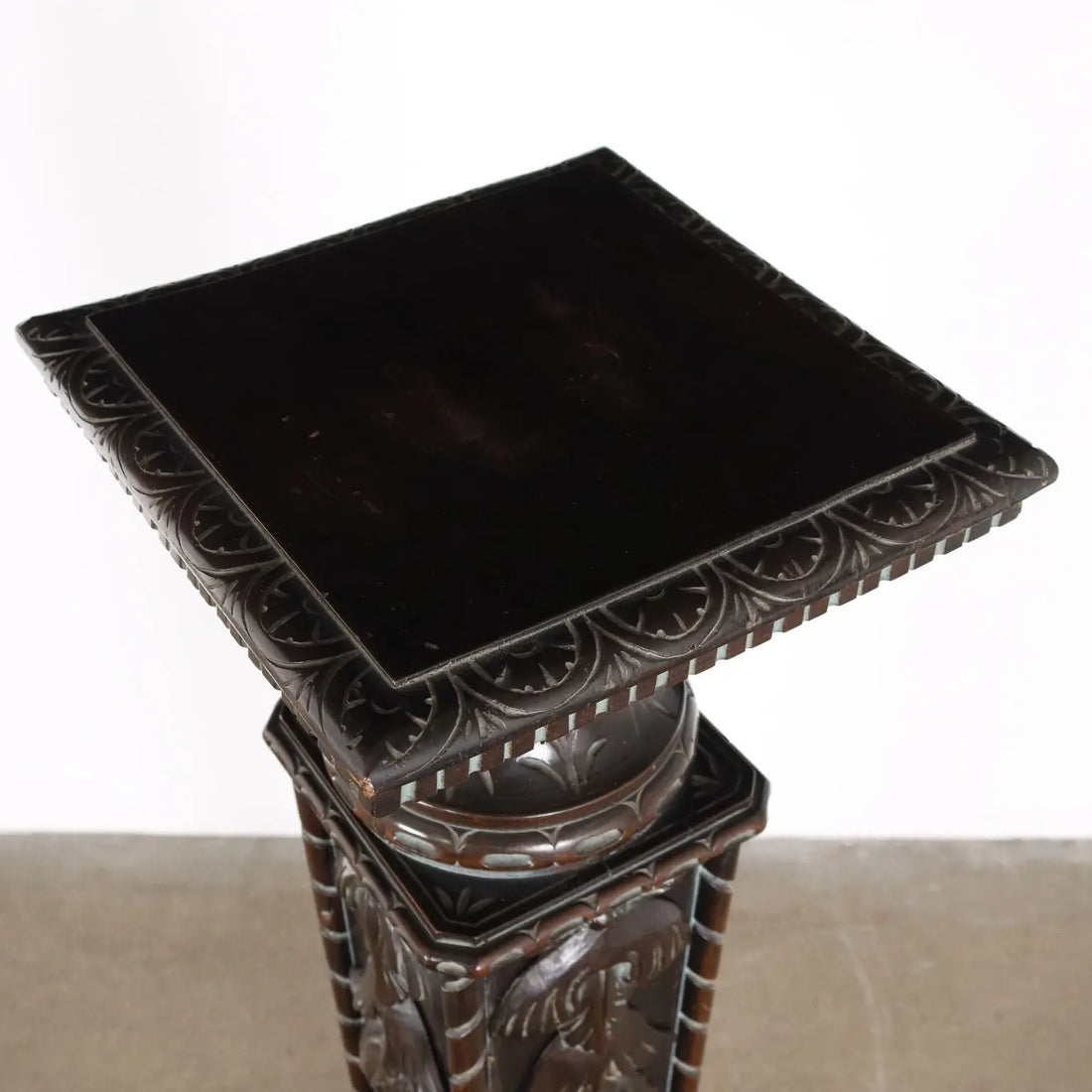 Antique Column Neo-Renaissance Style Carved Wood Italy XX Century - Column for Vase | Antiques | Fancy Goods