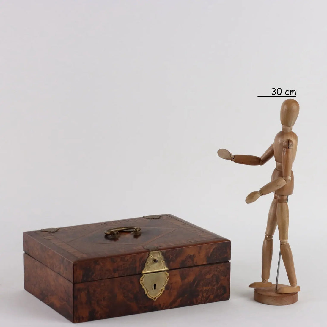 Antique Box Burl Veneered Wood Italy XIX Century - Italy, Late XIX Century | Antiques | Fancy Goods