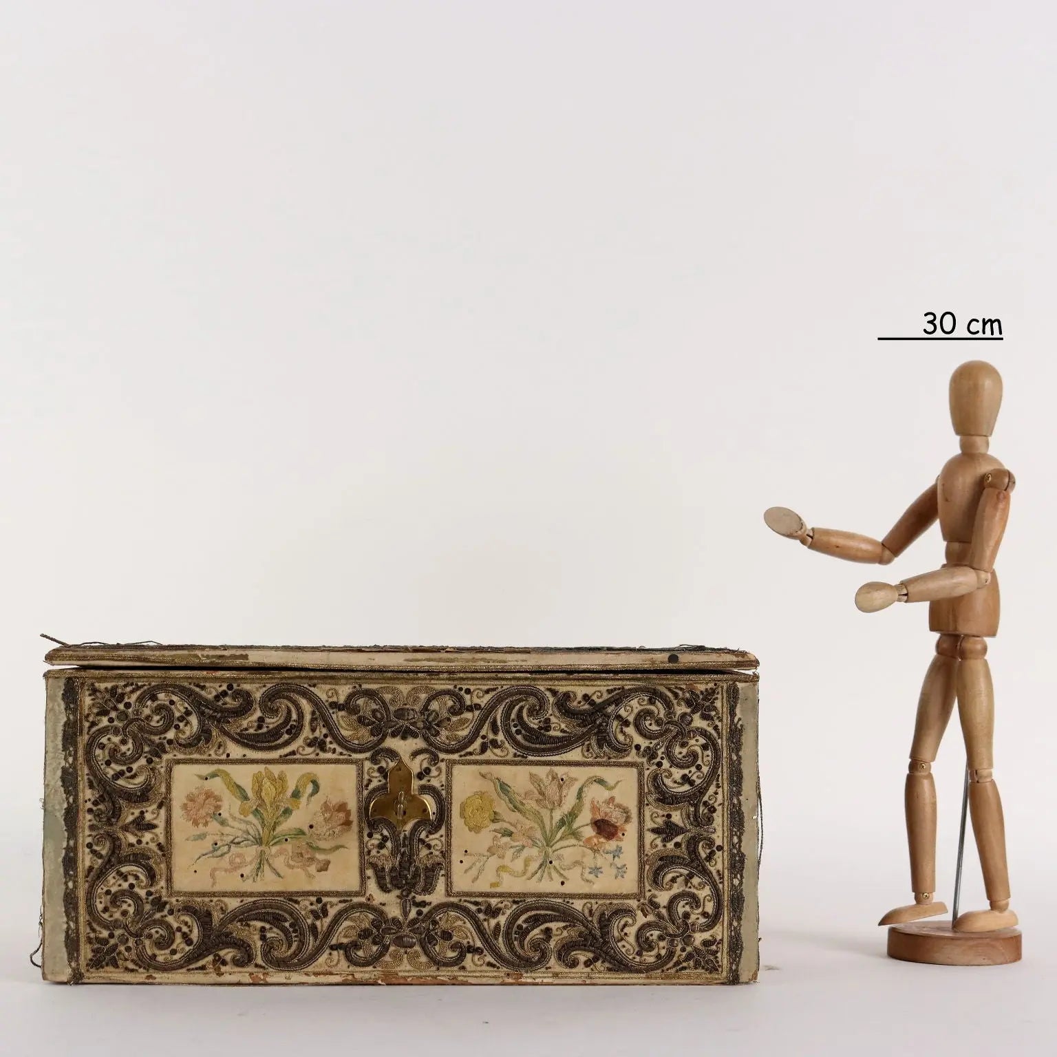 Antique Casket Wood Fabric Beads Europe XIX Century - Europe, Late XIX Century | Antiques | Fancy Goods