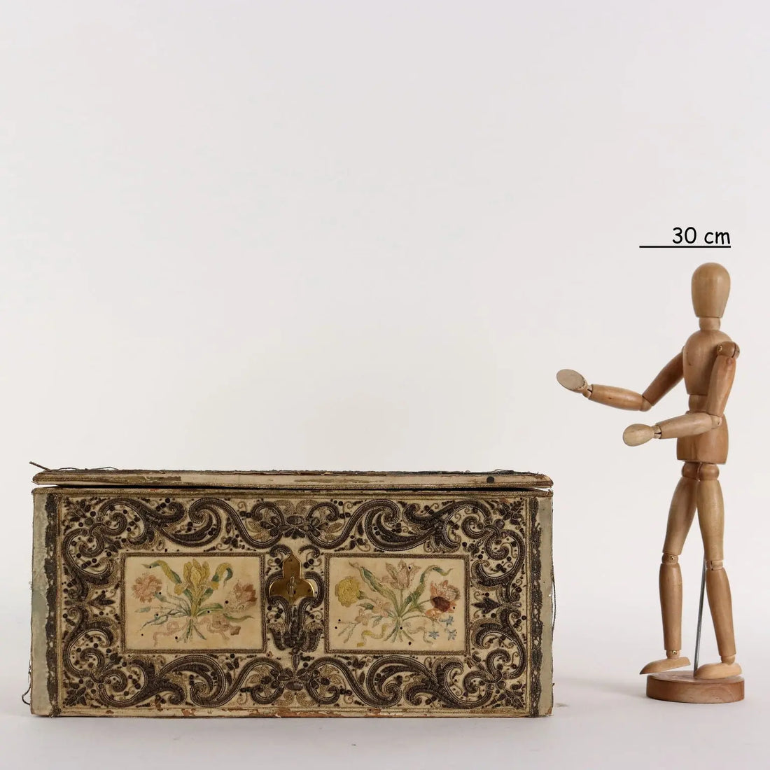 Antique Casket Wood Fabric Beads Europe XIX Century - Europe, Late XIX Century | Antiques | Fancy Goods