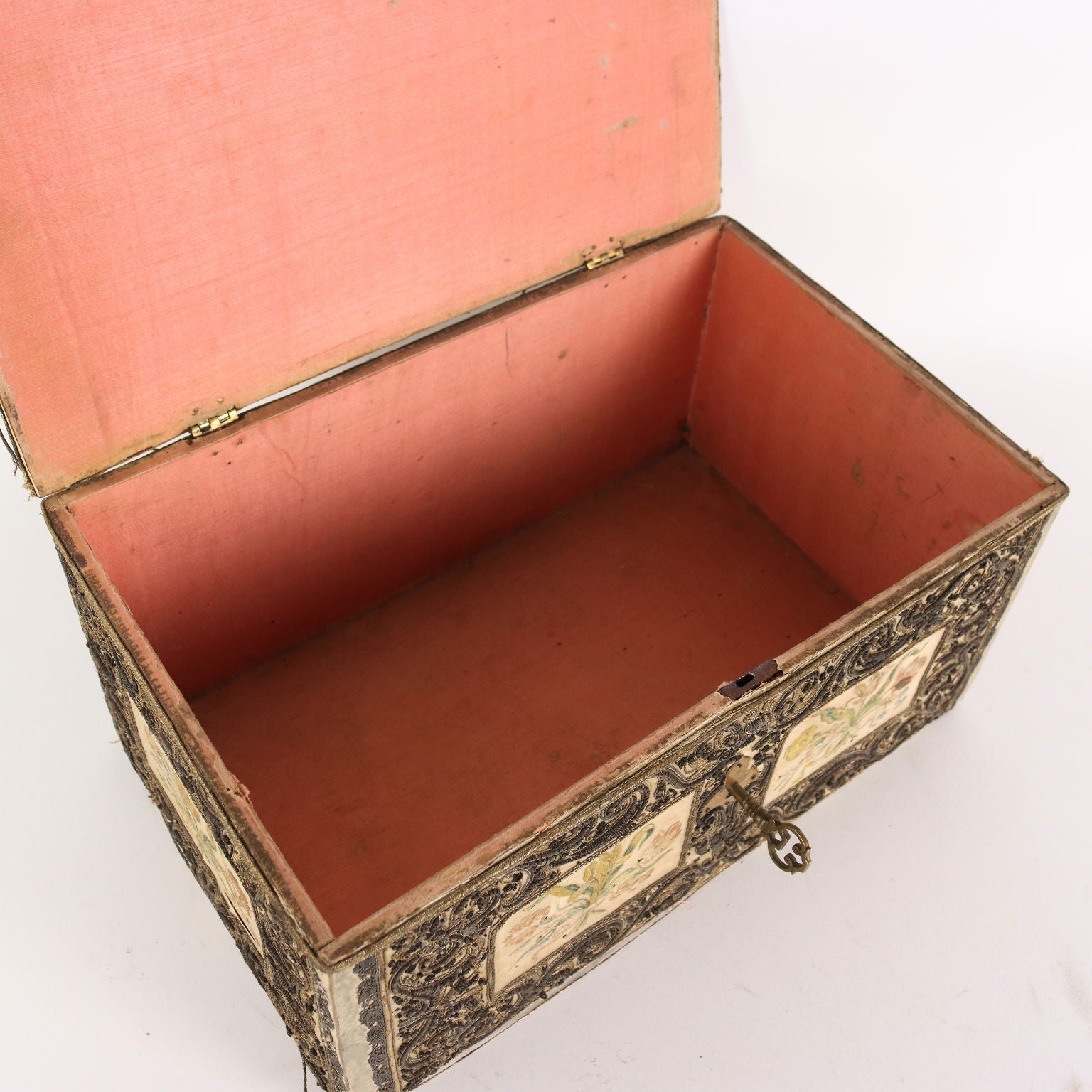  | Antiques  Fancy Goods