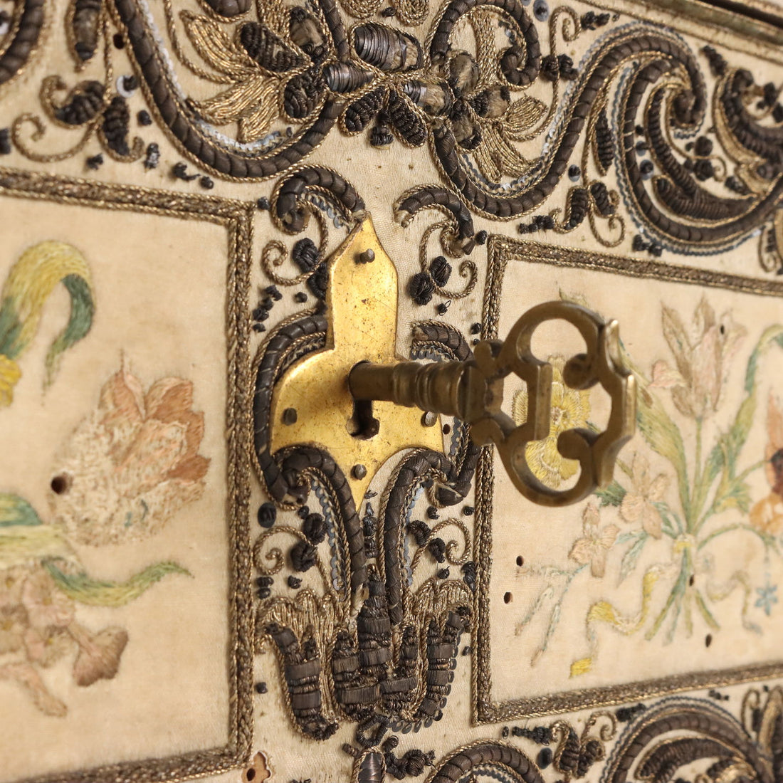  | Antiques  Fancy Goods