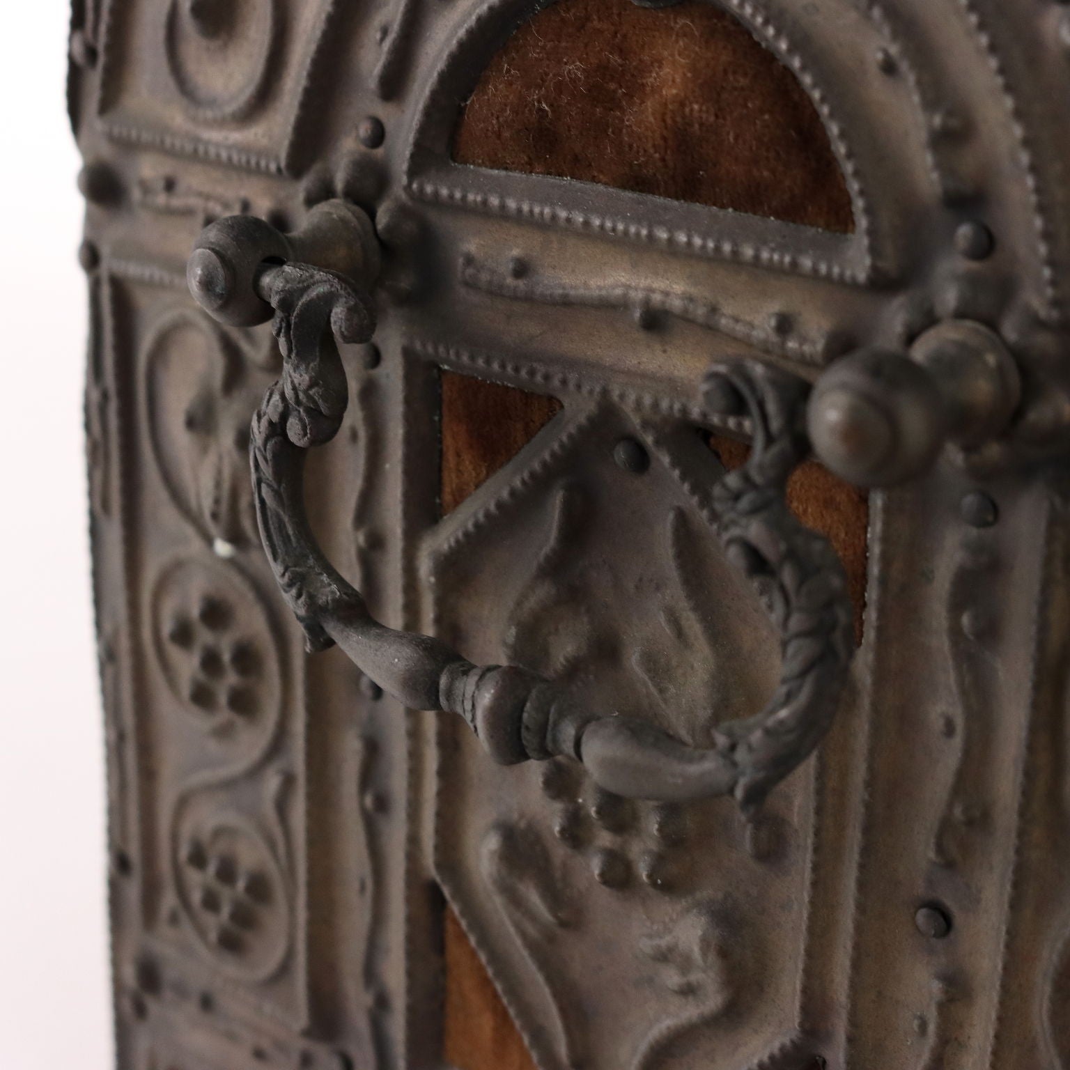  | Antiques  Fancy Goods