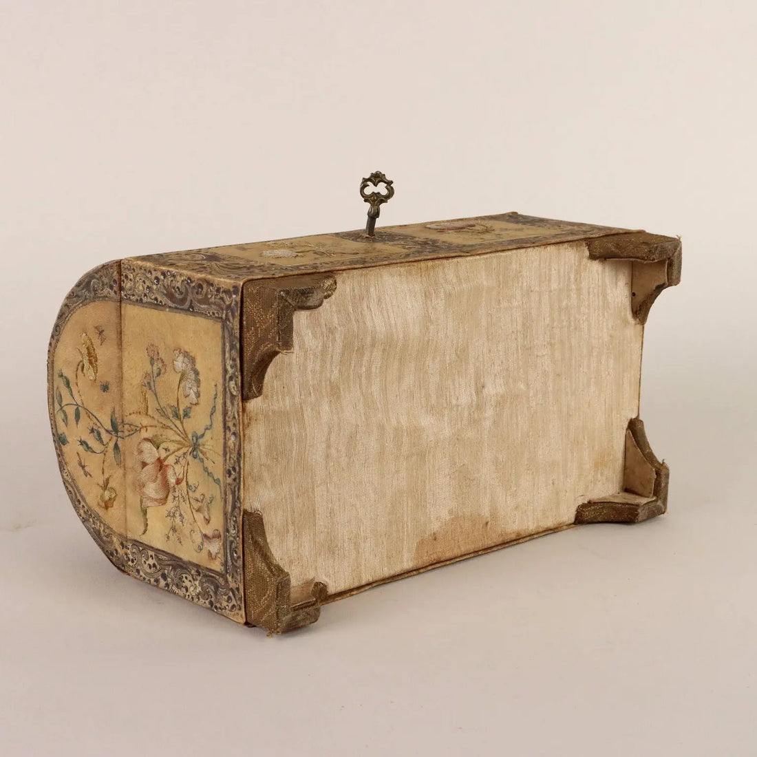 Antique Casket Wood Painted Parchment Italy XIX-XX Century - Italy, XIX-XX Century | Antiques | Fancy Goods