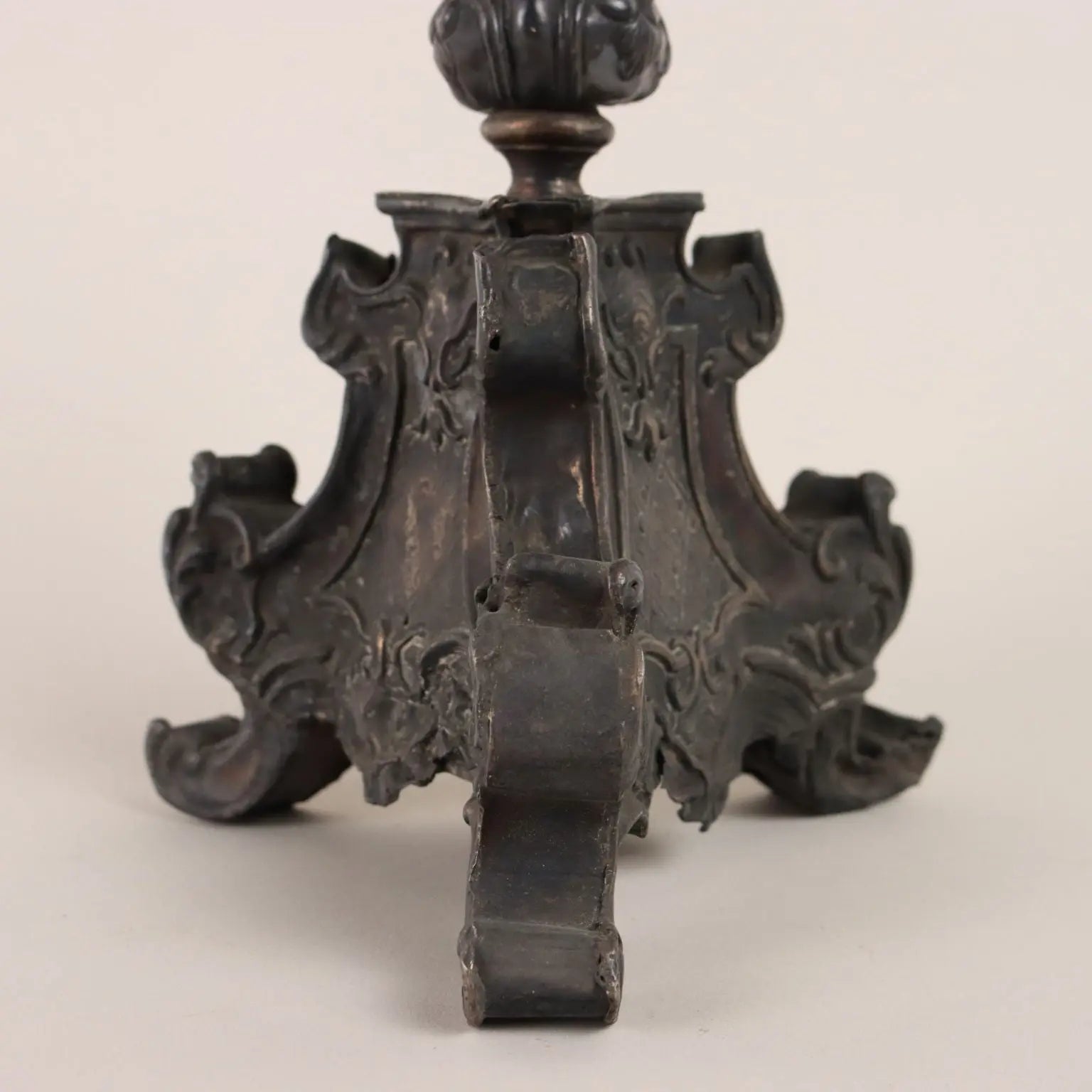 Antique Baroque Candle Holder Sheeth Metal Italy XVIII-XIX Century - Italy, XVIII-XIX Century | Antiques | Fancy Goods