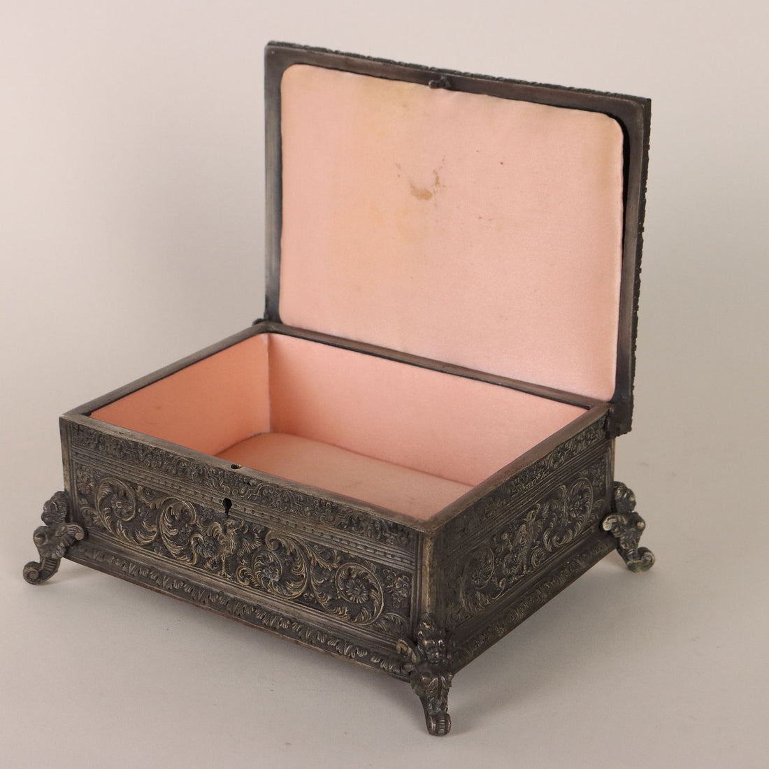  | Antiques  Fancy Goods