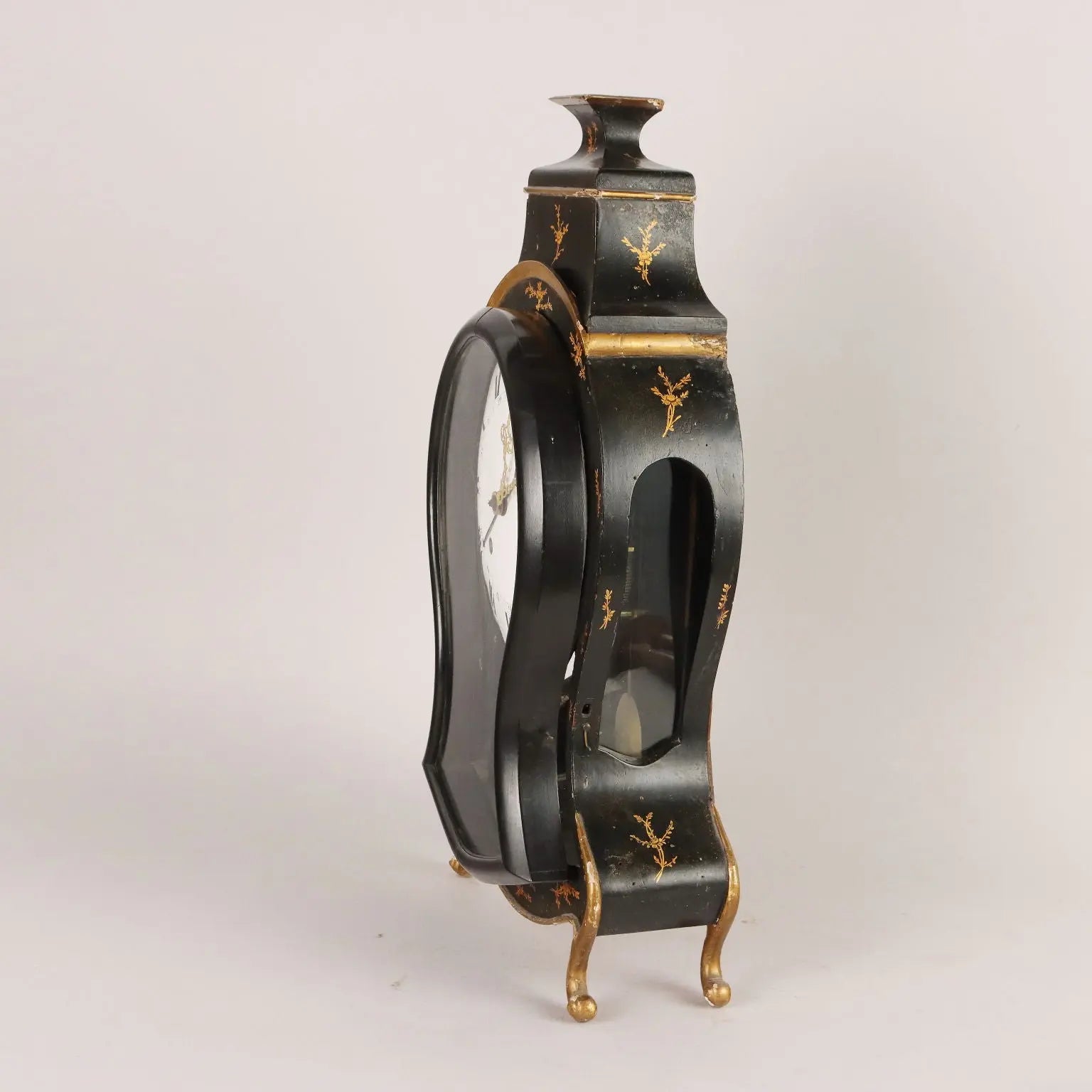 Antique Neuchateloise Pendulum Clock Bronze Decorations '800 - Switzerland, XVIII-XIX Century | Antiques | Fancy Goods