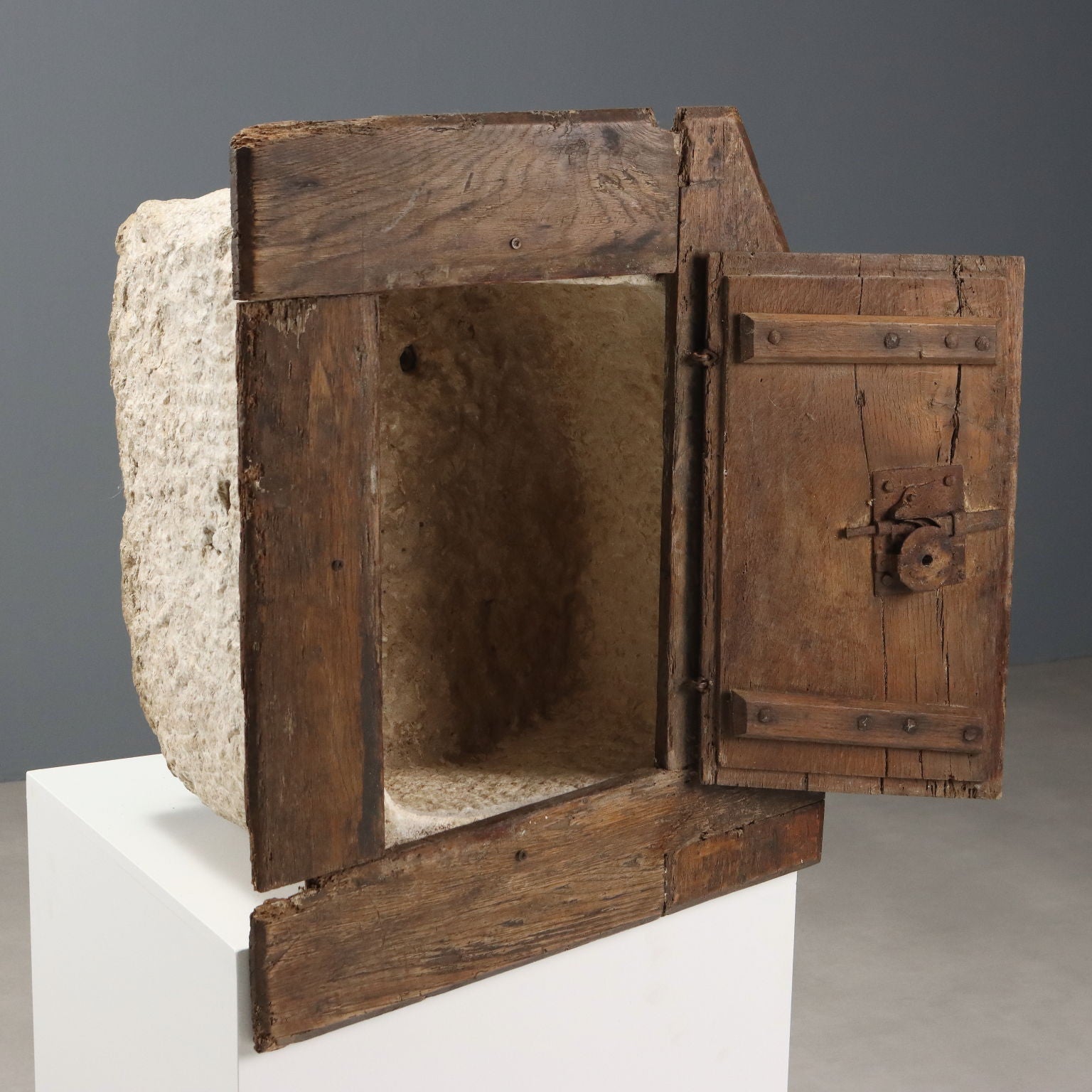  | Antiques  Fancy Goods